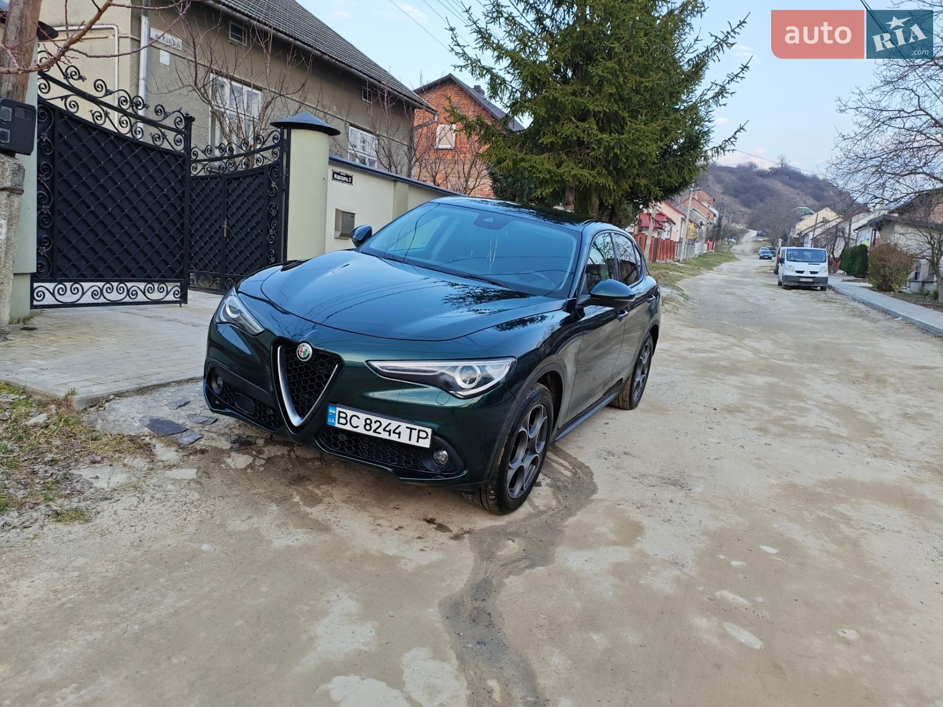 Alfa Romeo Stelvio 2018 VIN ZARFAHBUXJ7C10841 фото оголошення 26 з 36