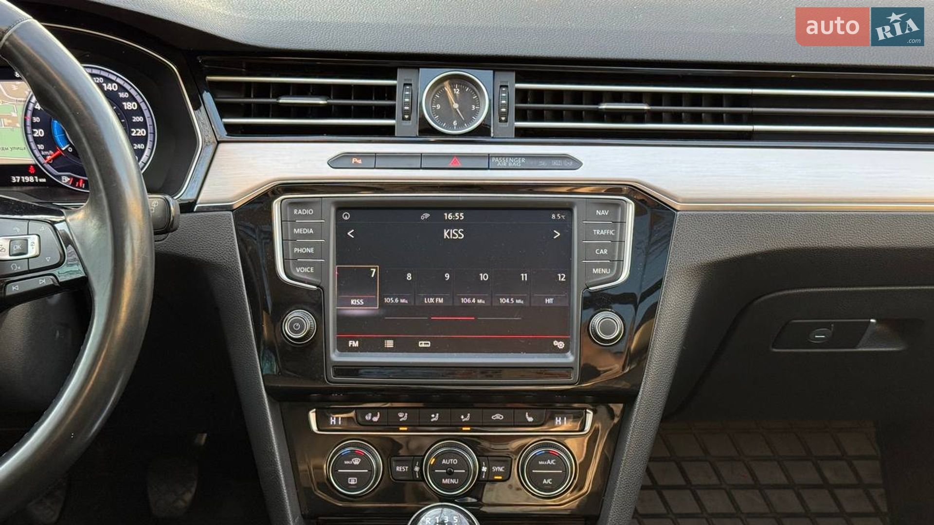 Volkswagen Passat 2016 VIN WVWZZZ3CZGE165853 фото оголошення 21 з 26