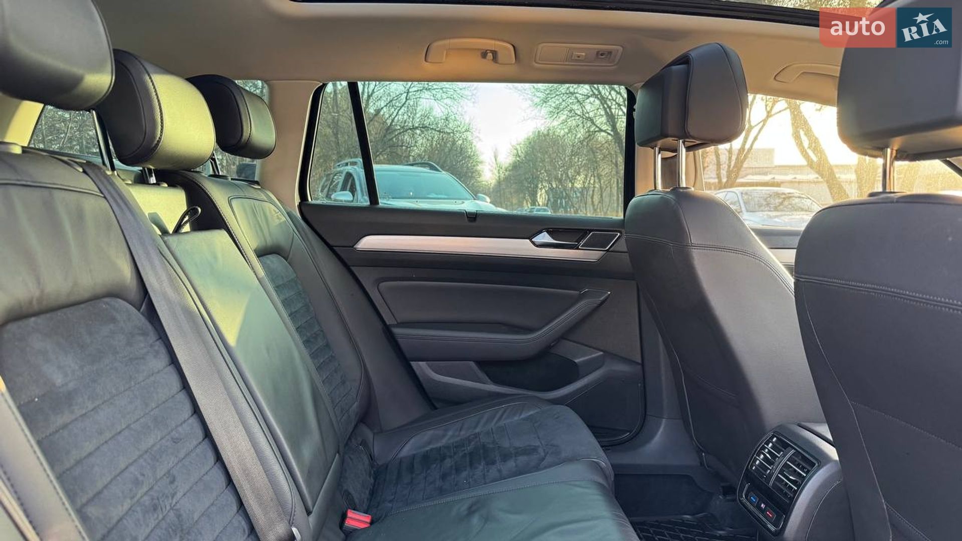 Volkswagen Passat 2016 VIN WVWZZZ3CZGE165853 фото оголошення 24 з 26