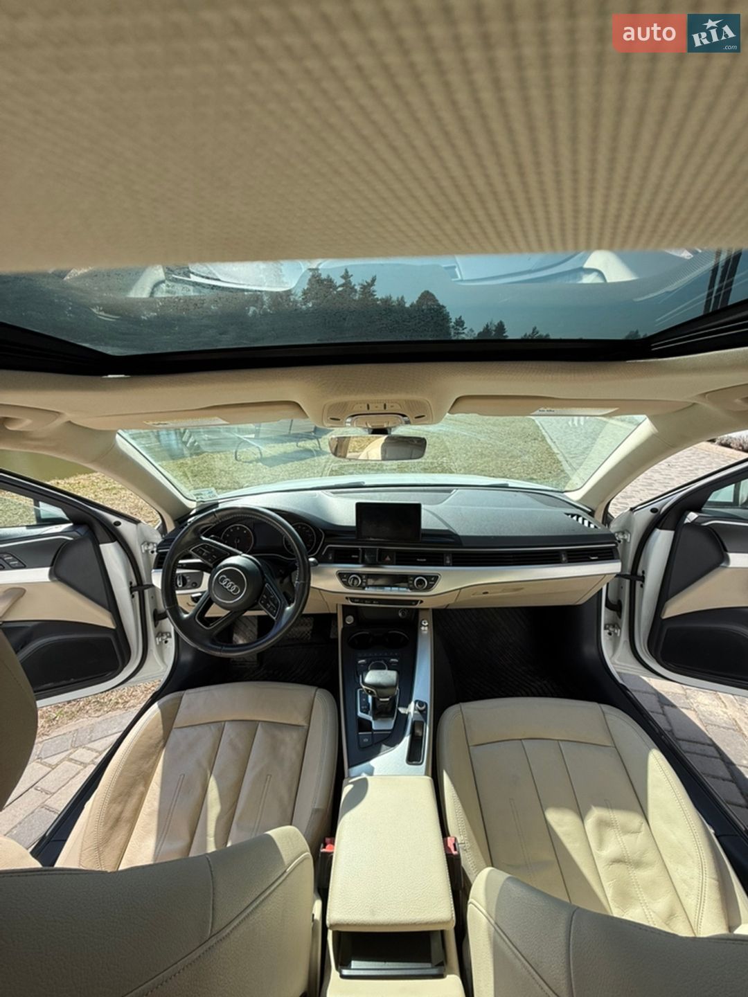 Audi A4 2017 VIN WAUGMAF46HN045765 фото оголошення 12 з 19