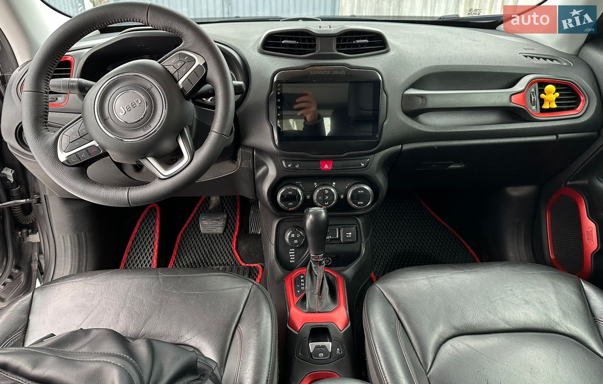 Jeep Renegade 2016 VIN ZACCJBCB2HPE86965 фото оголошення 3 з 8