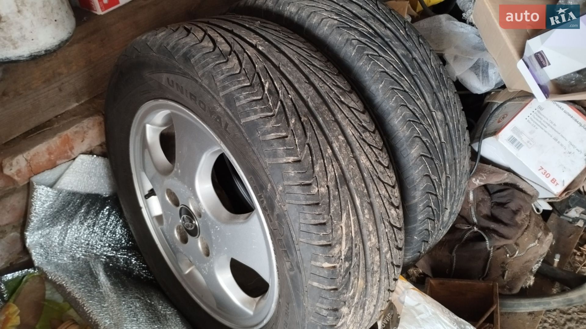 Toyota Corolla 2004 VIN NMTBZ28EX0R075052 фото оголошення 3 з 19