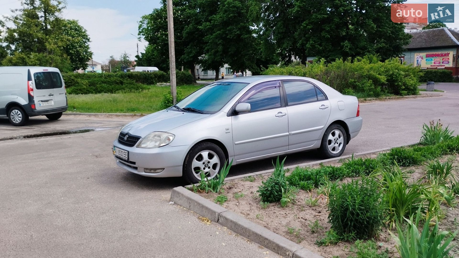 Toyota Corolla 2004 VIN NMTBZ28EX0R075052 фото оголошення 8 з 19