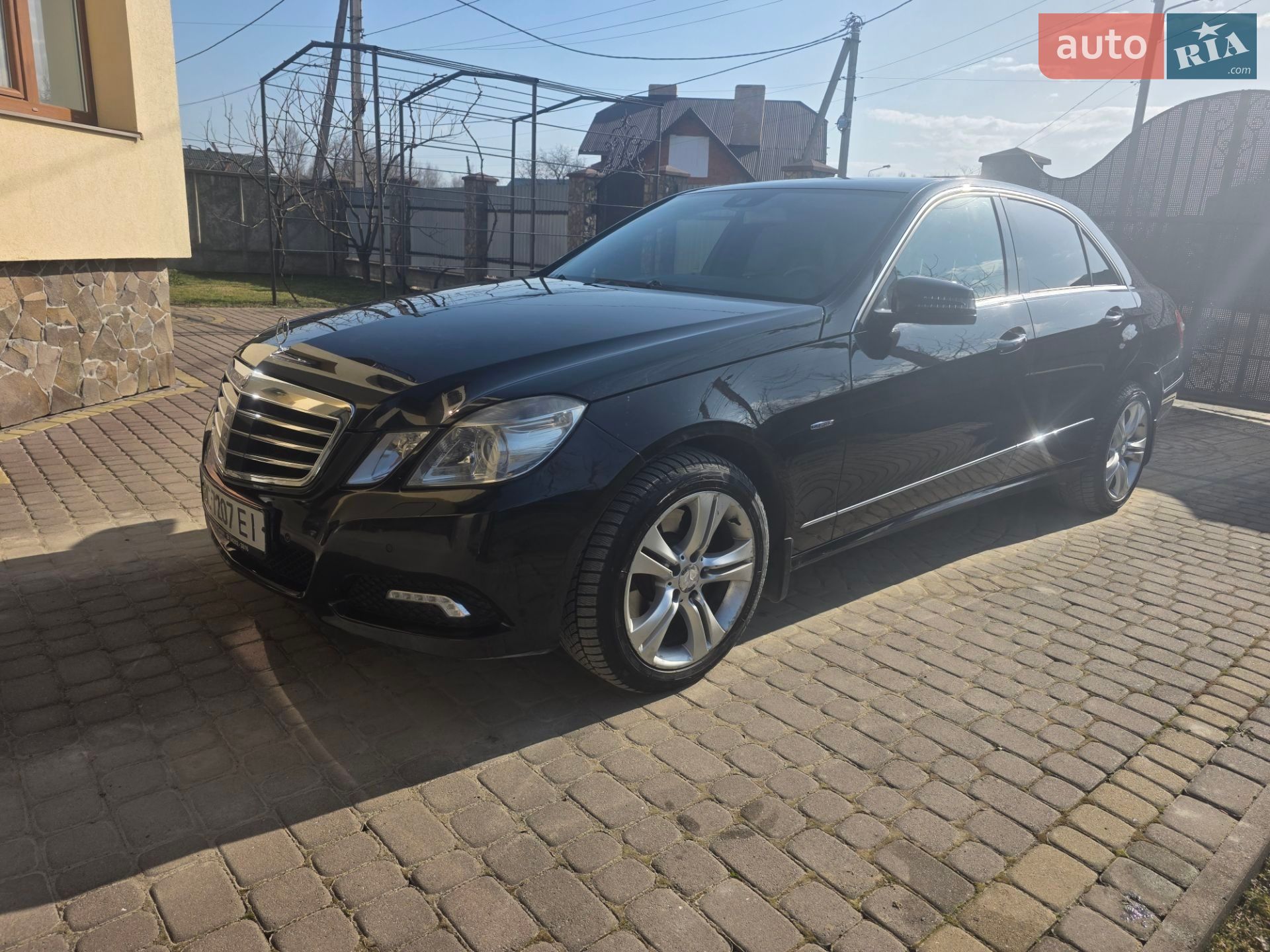 Mercedes-Benz E-Class 2009 VIN Y89H10600GAC87080 фото оголошення 7 з 22