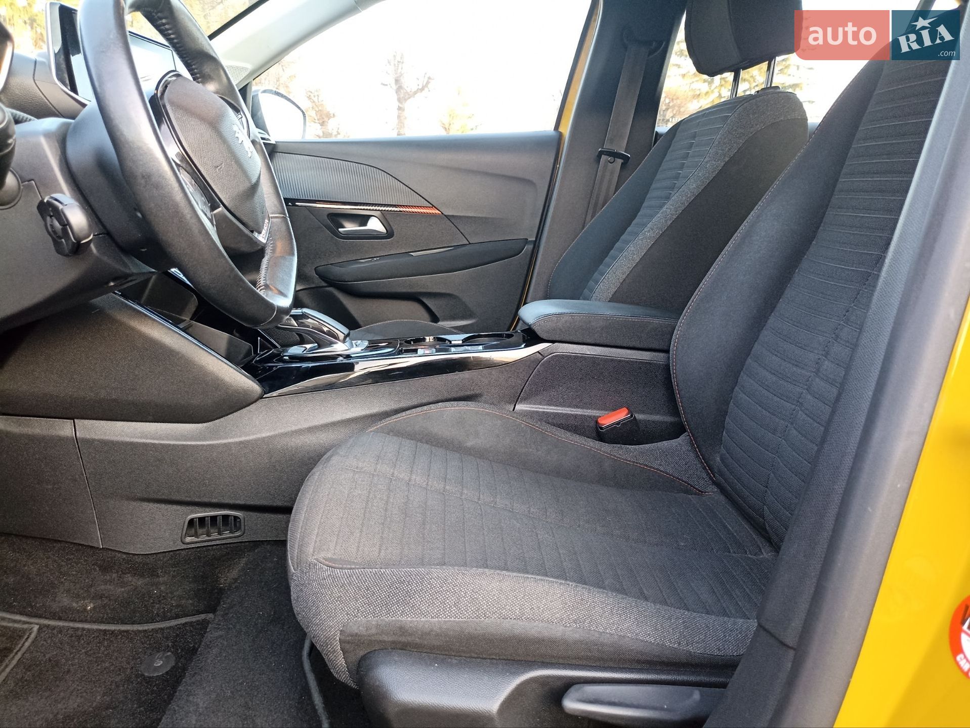 Peugeot 208 2020 VIN VR3UHZKXZLT014725 фото оголошення 19 з 28
