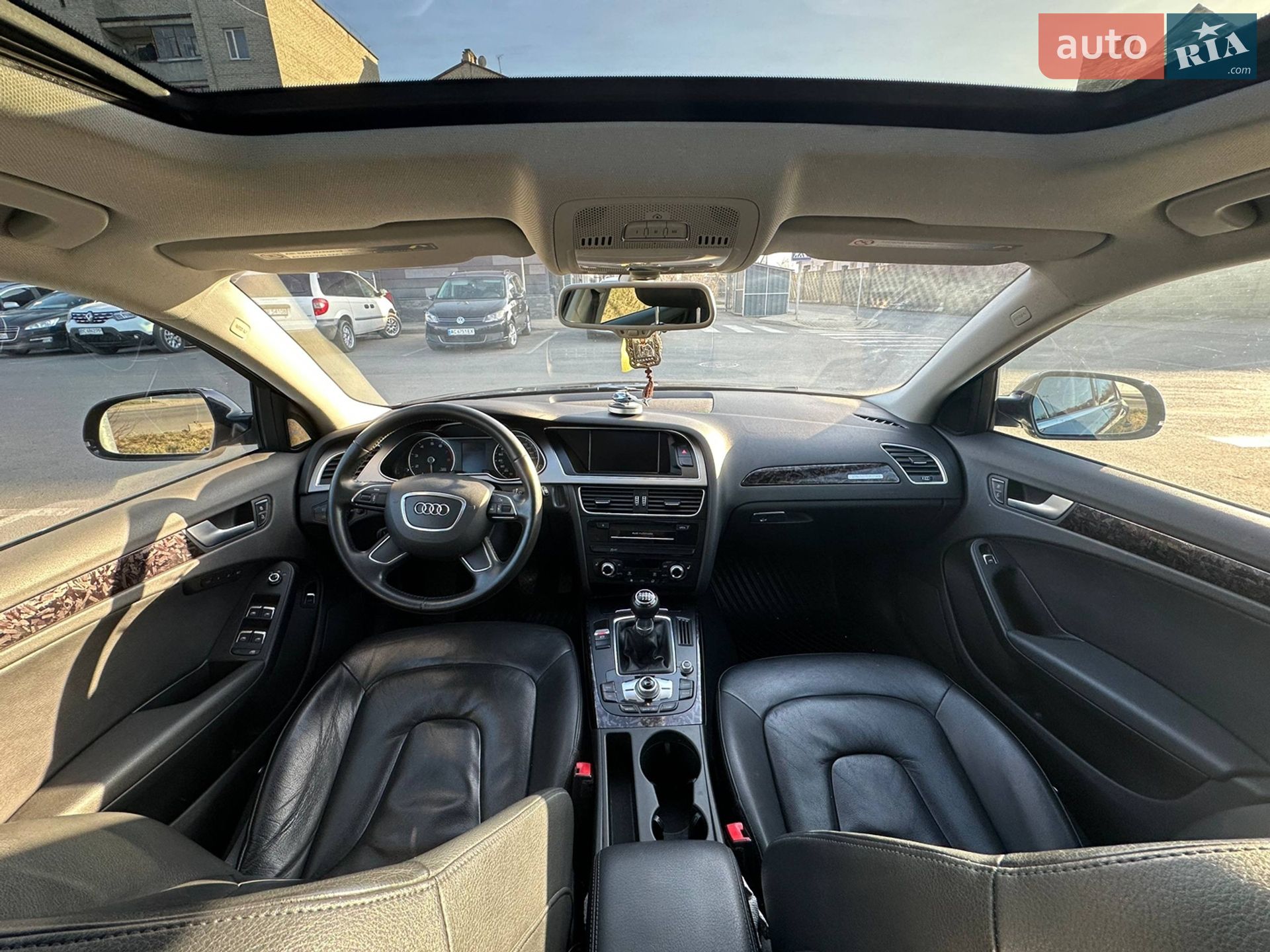 Audi A4 2012 VIN WAUHFAFL6DN009915 фото оголошення 10 з 22