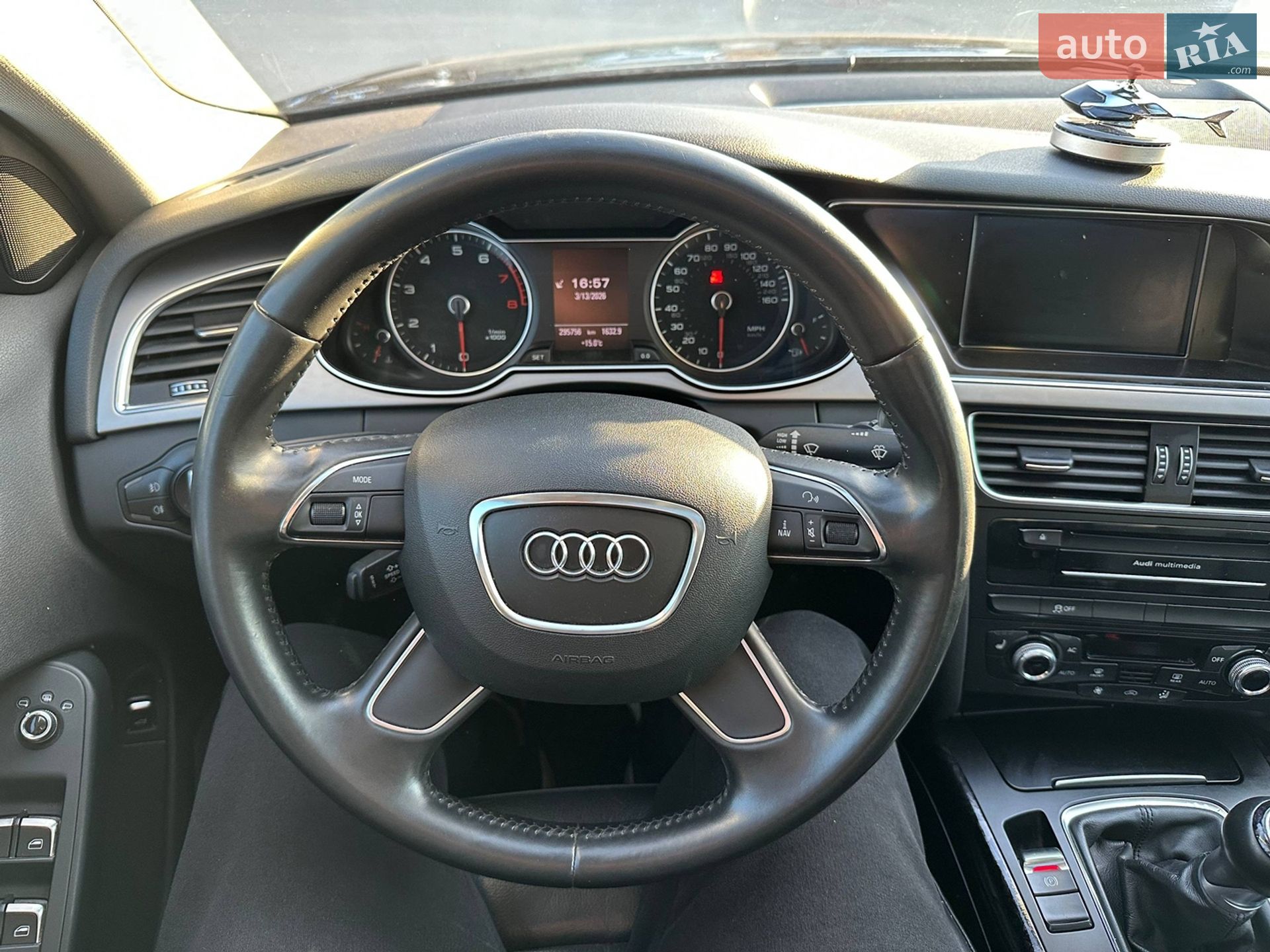 Audi A4 2012 VIN WAUHFAFL6DN009915 фото оголошення 12 з 22