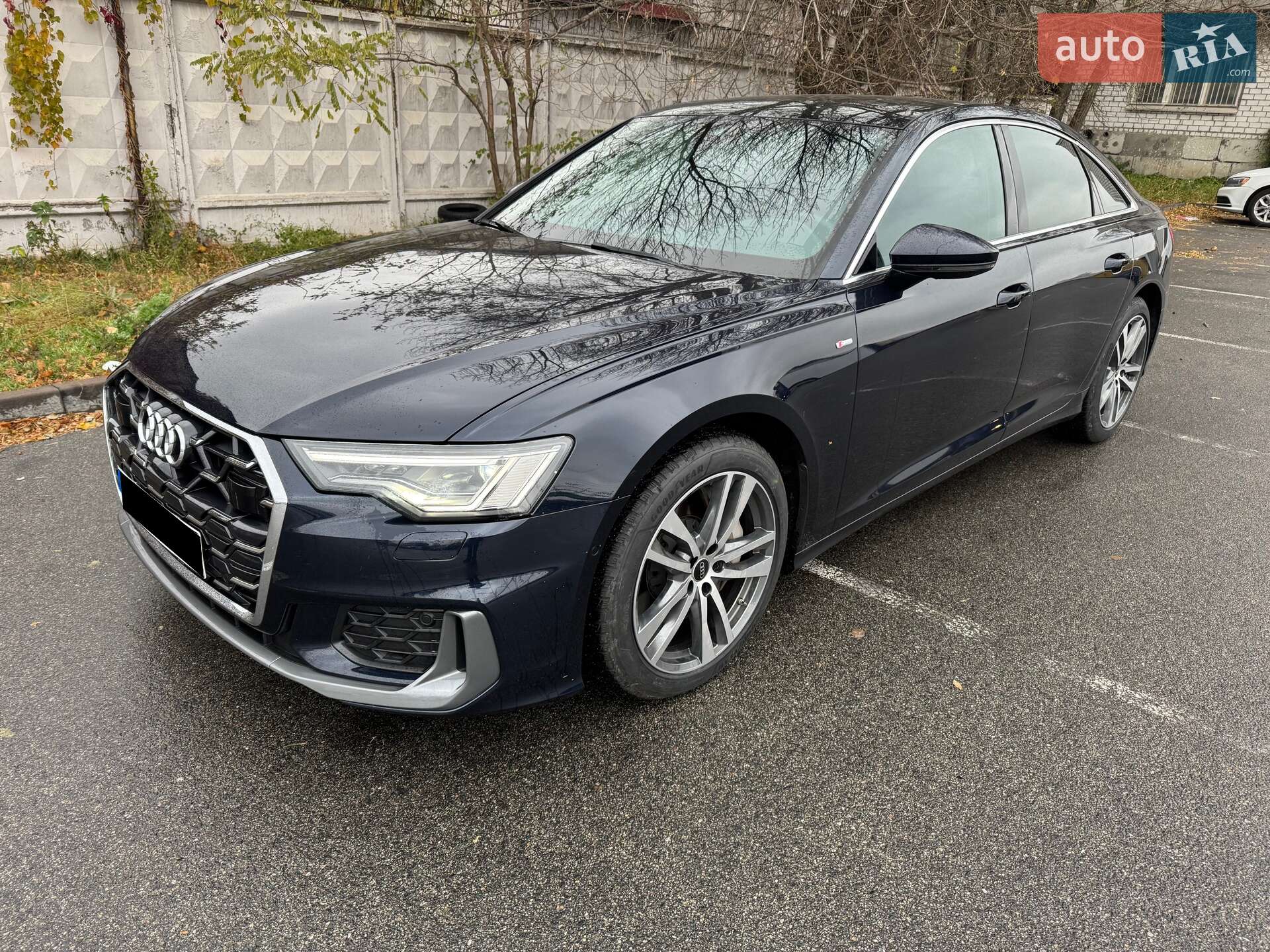 Audi A6 2022 VIN WAUL2BF28NN035260 фото оголошення 2 з 31