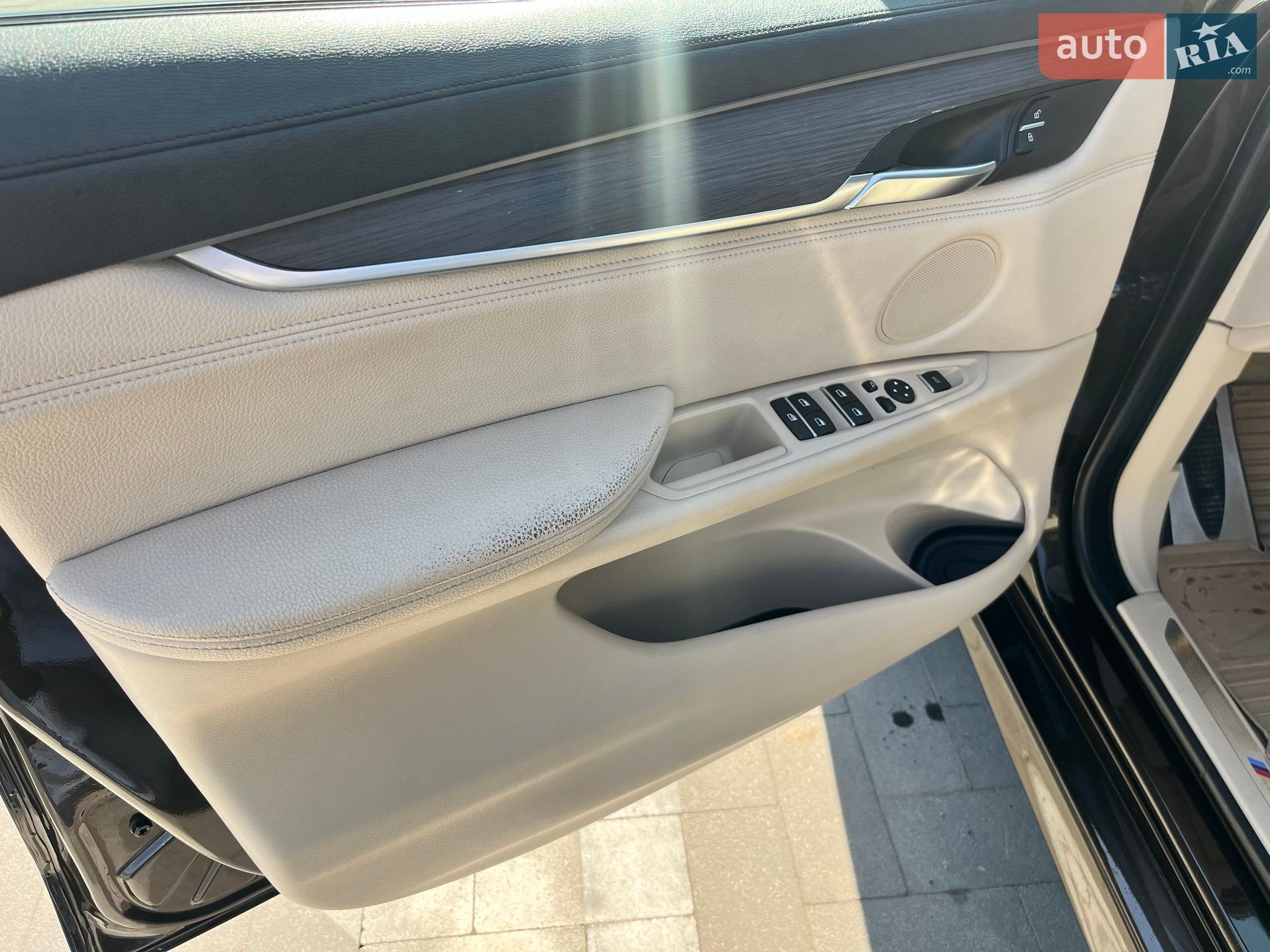 BMW X6 2016 VIN WBAKU210100R61999 фото оголошення 11 з 37