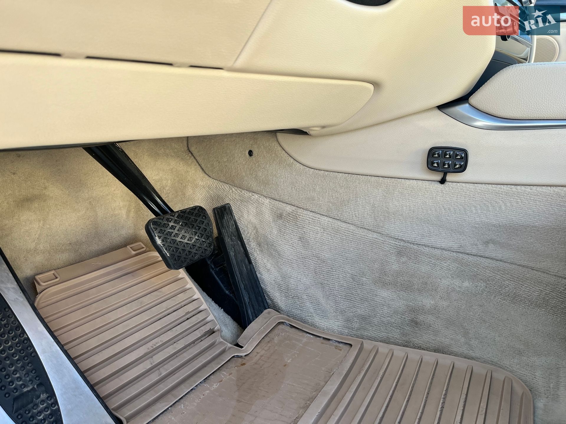 BMW X6 2016 VIN WBAKU210100R61999 фото оголошення 21 з 37