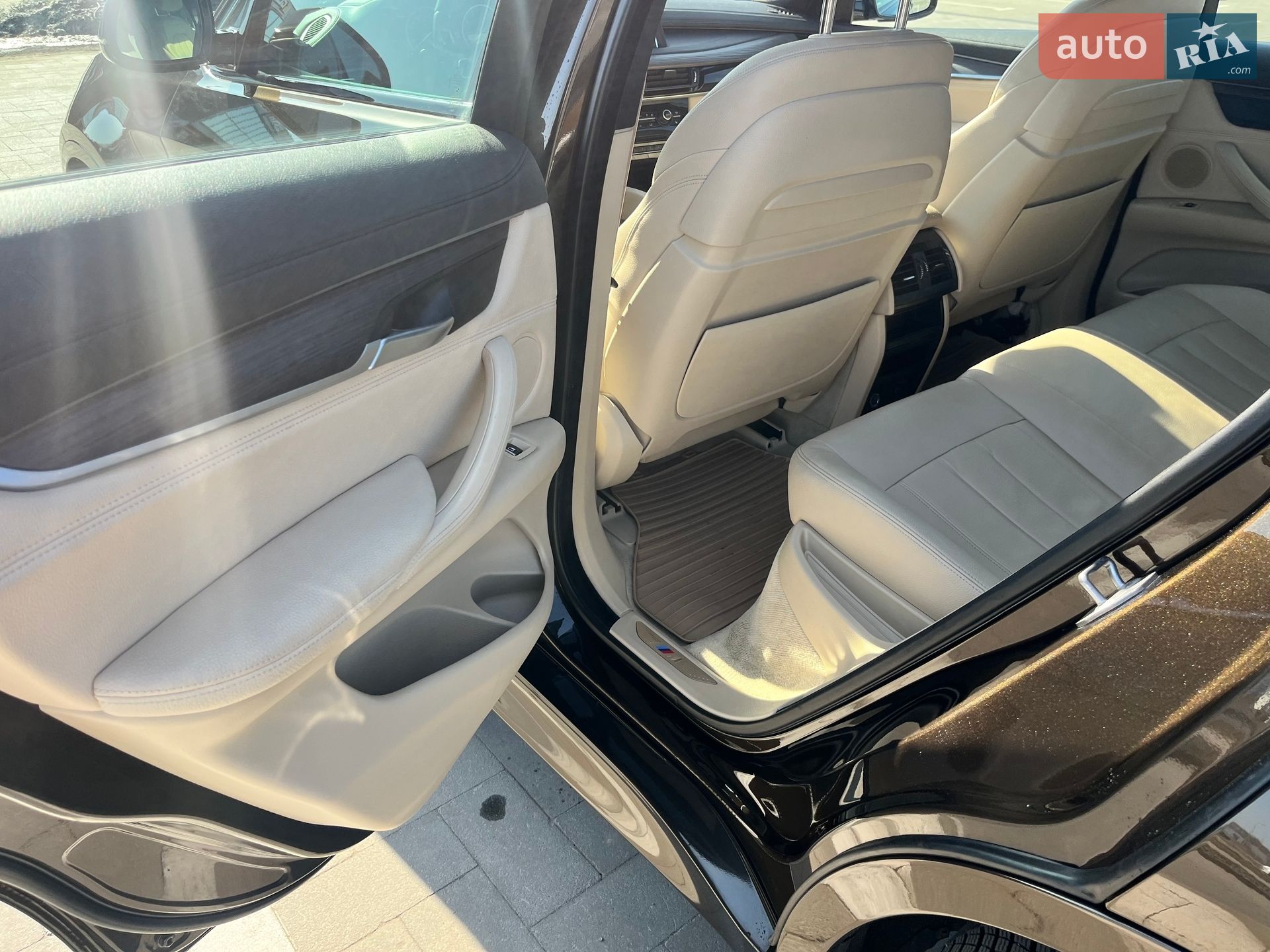 BMW X6 2016 VIN WBAKU210100R61999 фото оголошення 23 з 37