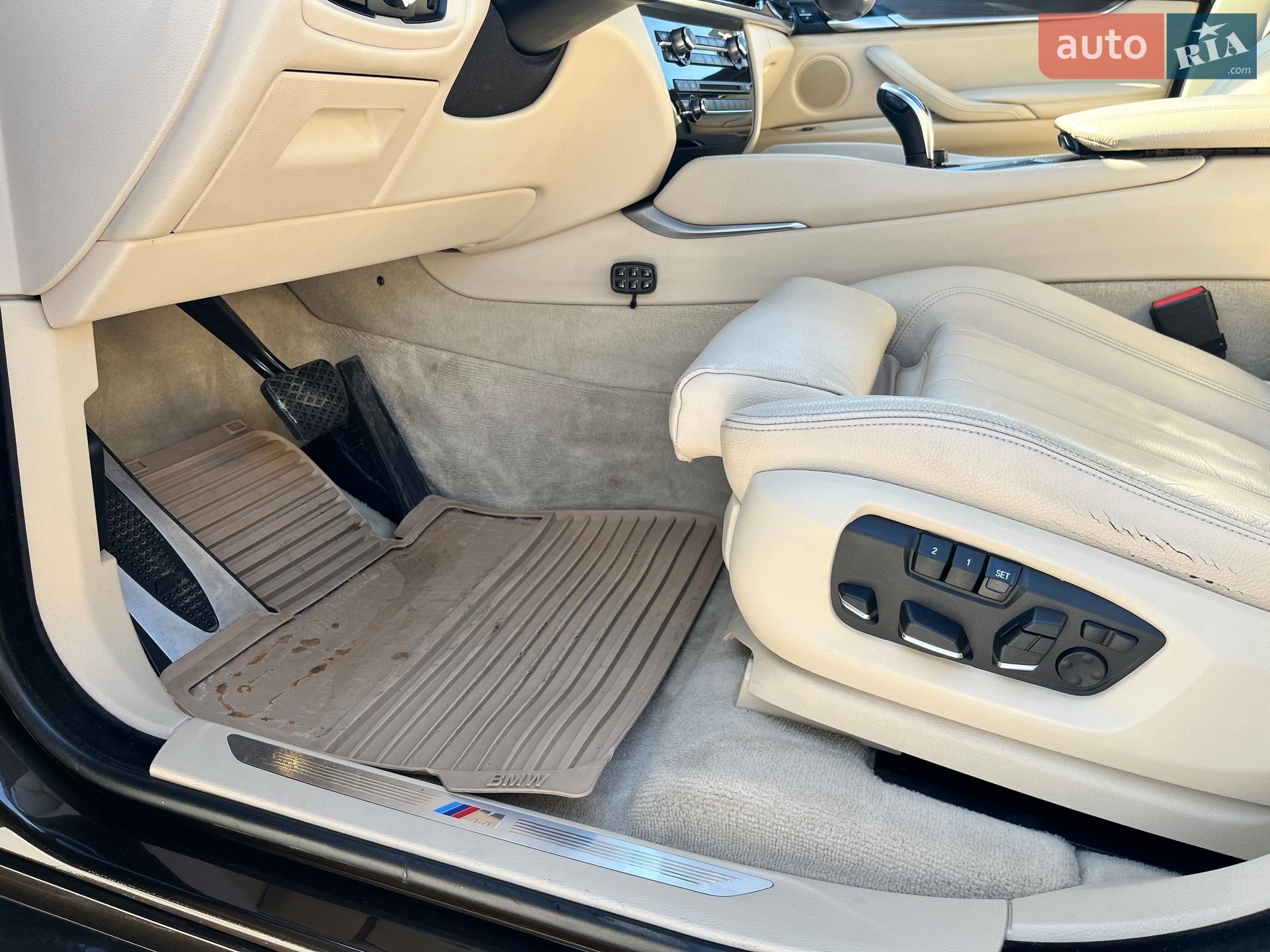 BMW X6 2016 VIN WBAKU210100R61999 фото оголошення 32 з 37