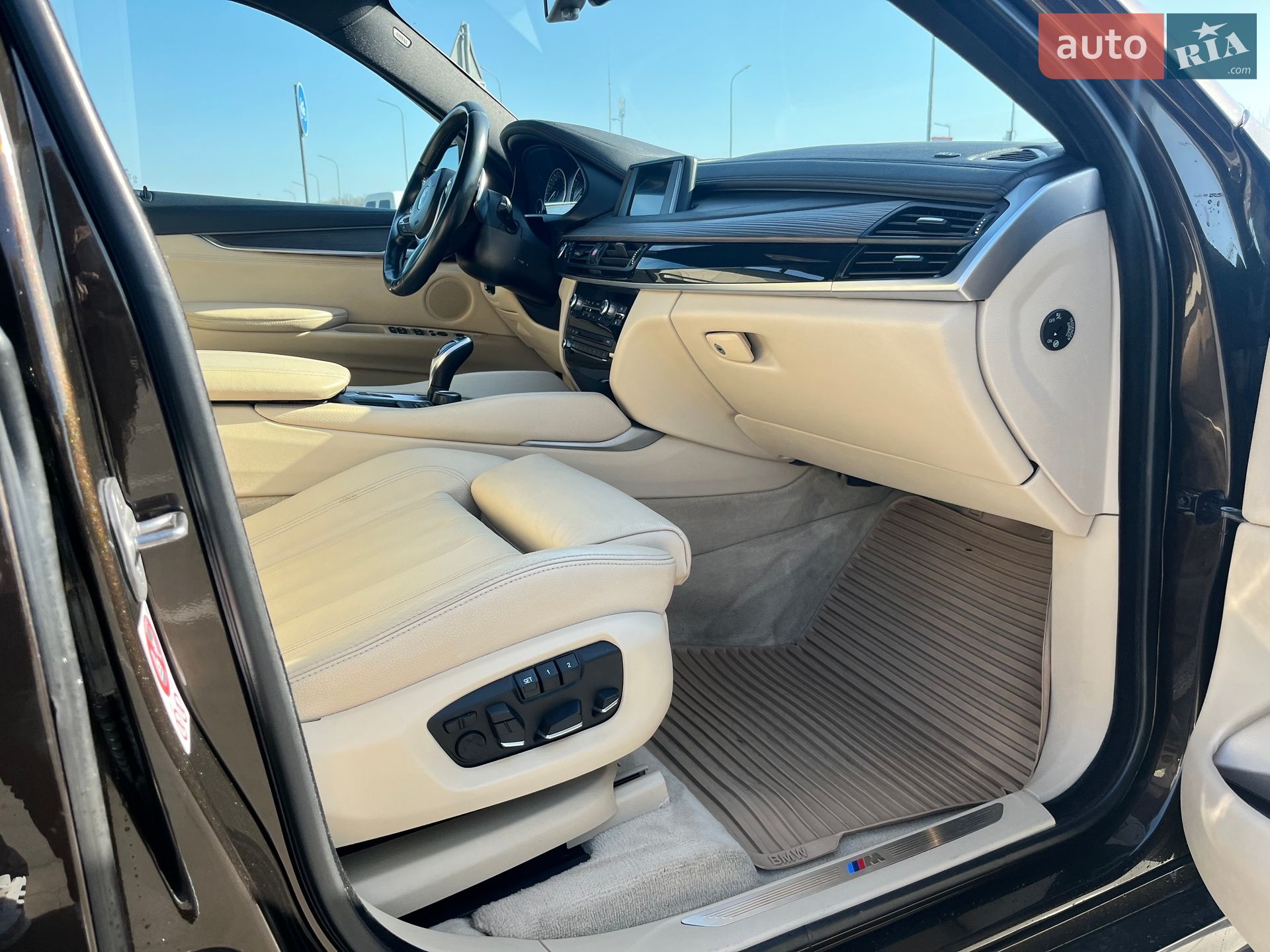 BMW X6 2016 VIN WBAKU210100R61999 фото оголошення 33 з 37