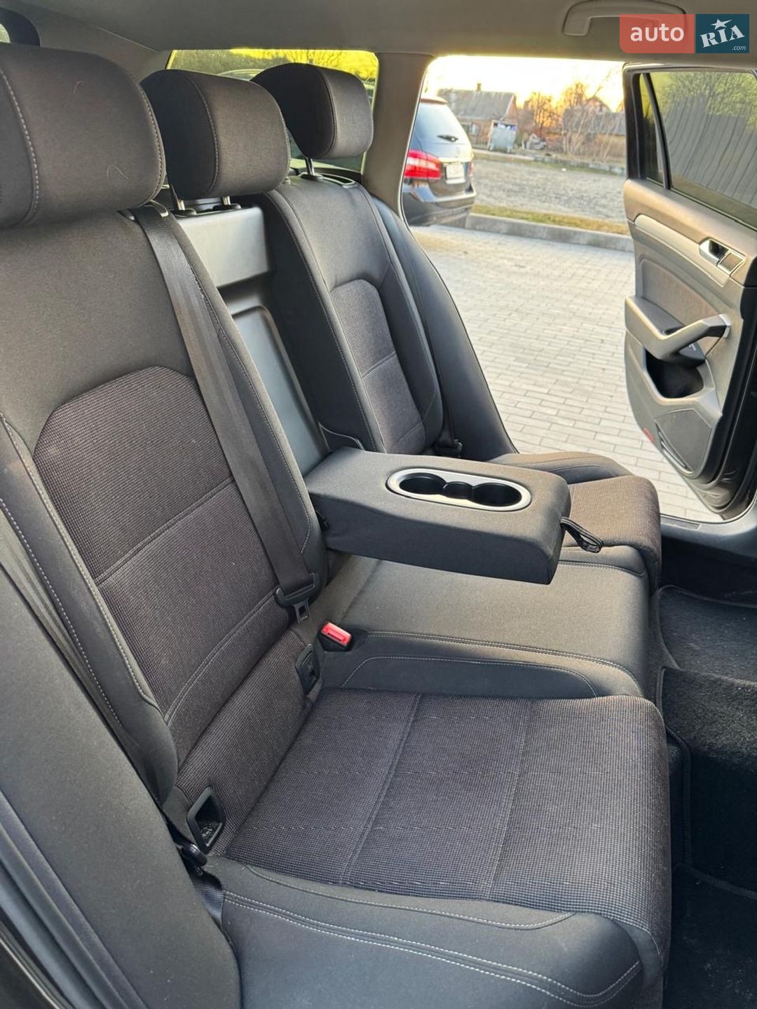 Volkswagen Passat 2016 VIN WVWZZZ3CZHE044010 фото оголошення 45 з 72