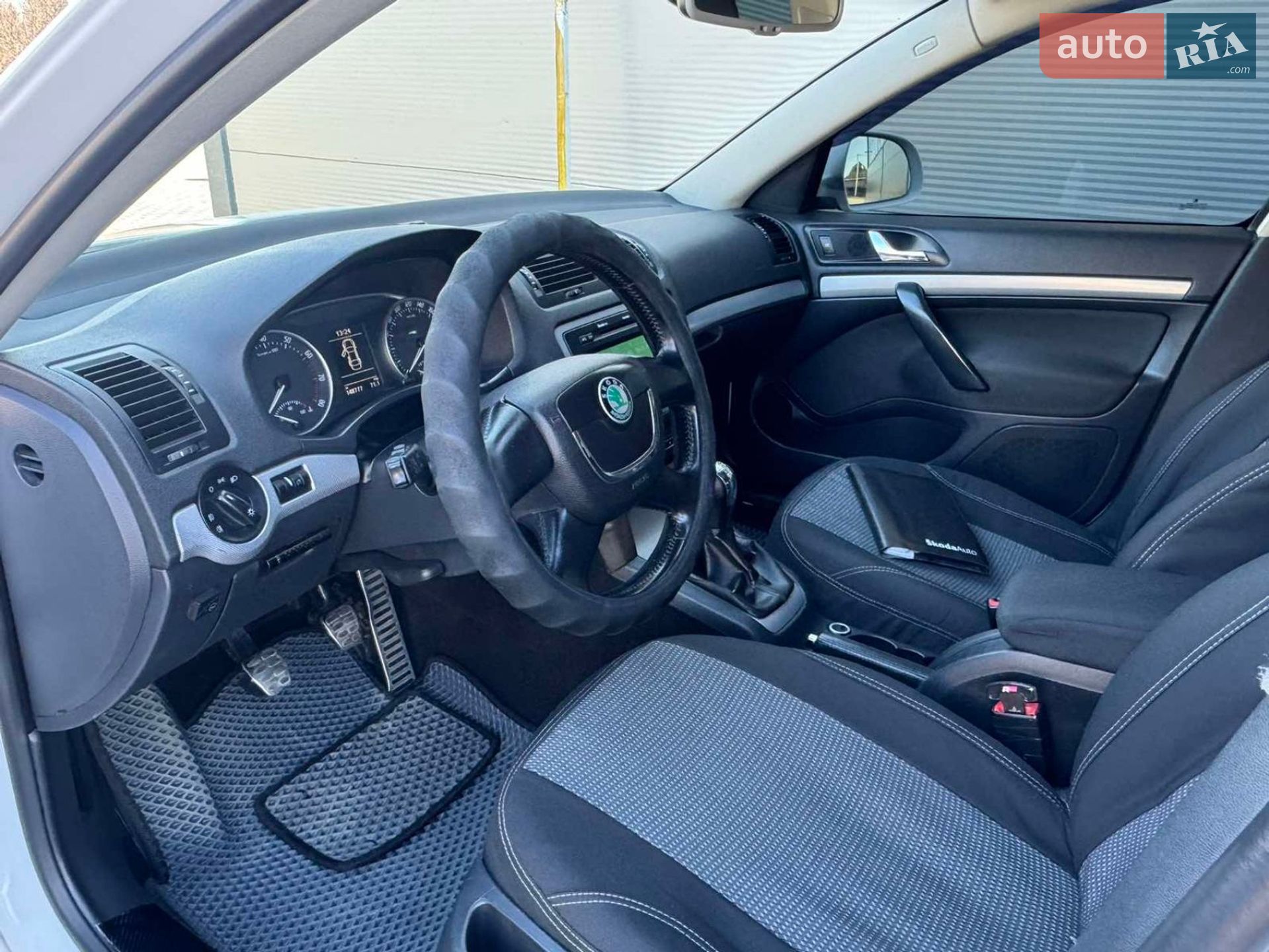 Skoda Octavia 2008 VIN TMBGA61Z592013792 фото оголошення 13 з 24