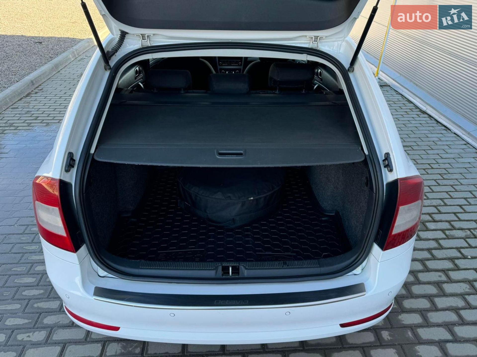 Skoda Octavia 2008 VIN TMBGA61Z592013792 фото оголошення 15 з 24