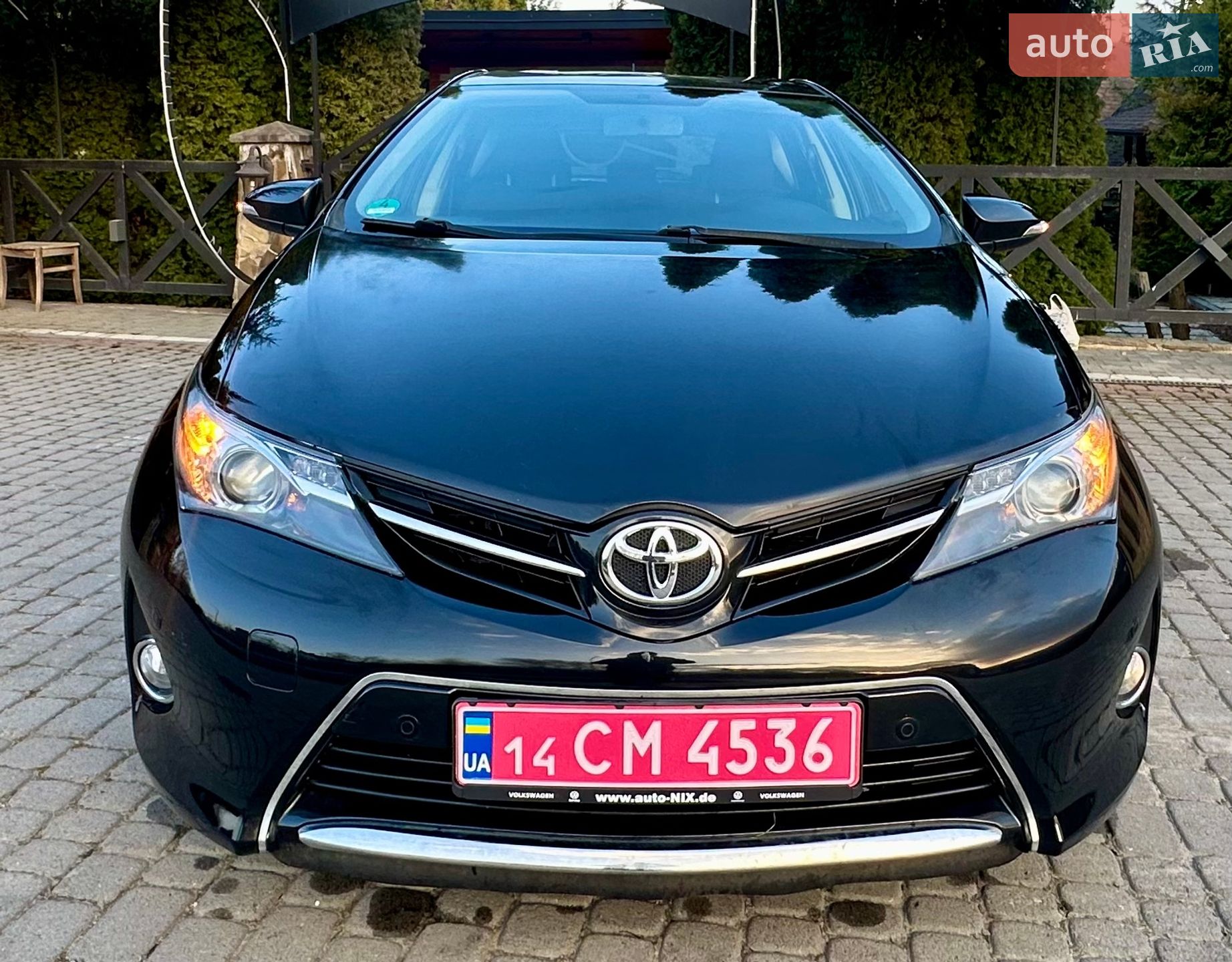 Toyota Auris 2014 VIN SB1KN3JE10E008931 фото оголошення 2 з 35