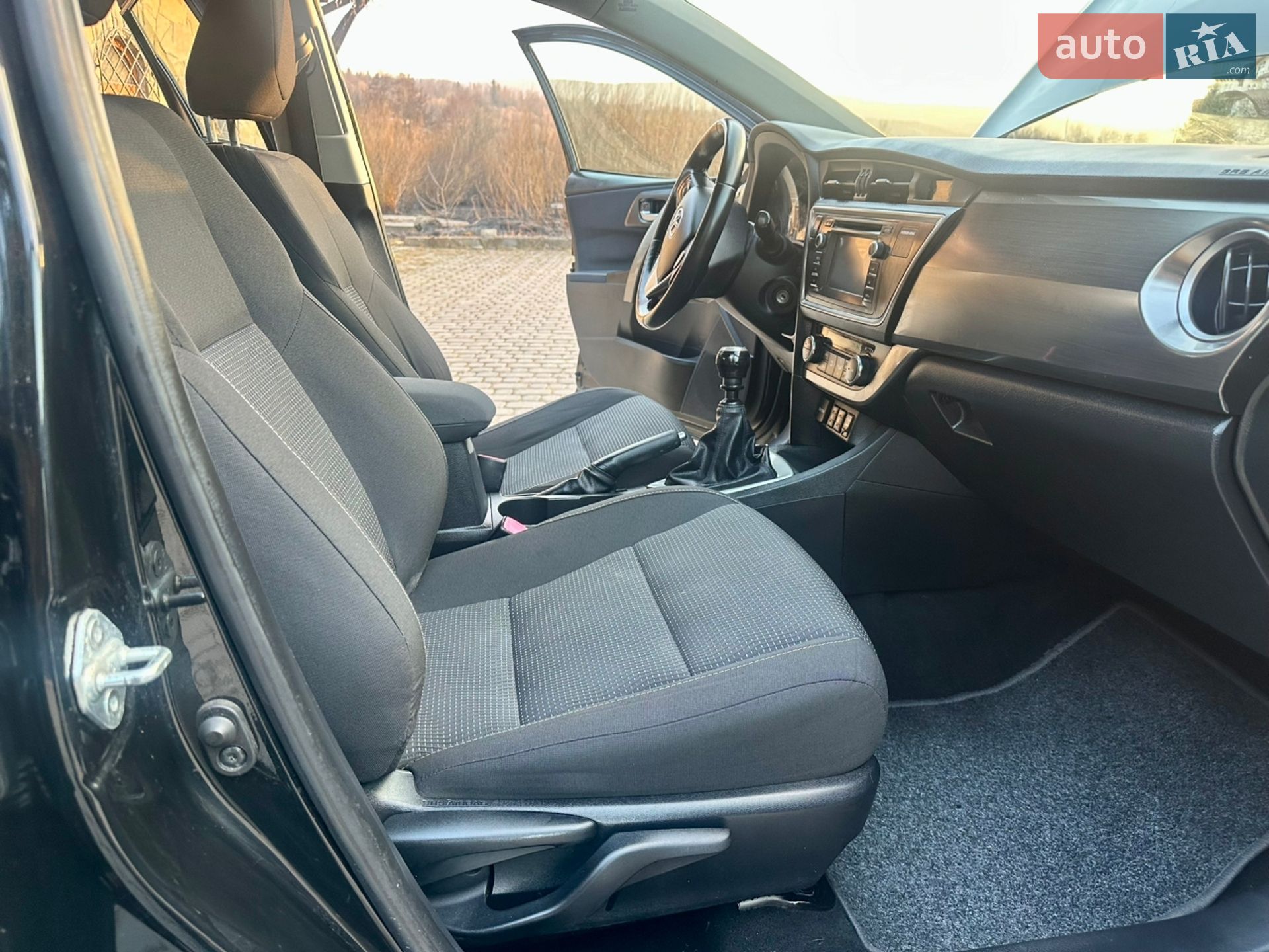 Toyota Auris 2014 VIN SB1KN3JE10E008931 фото оголошення 19 з 35