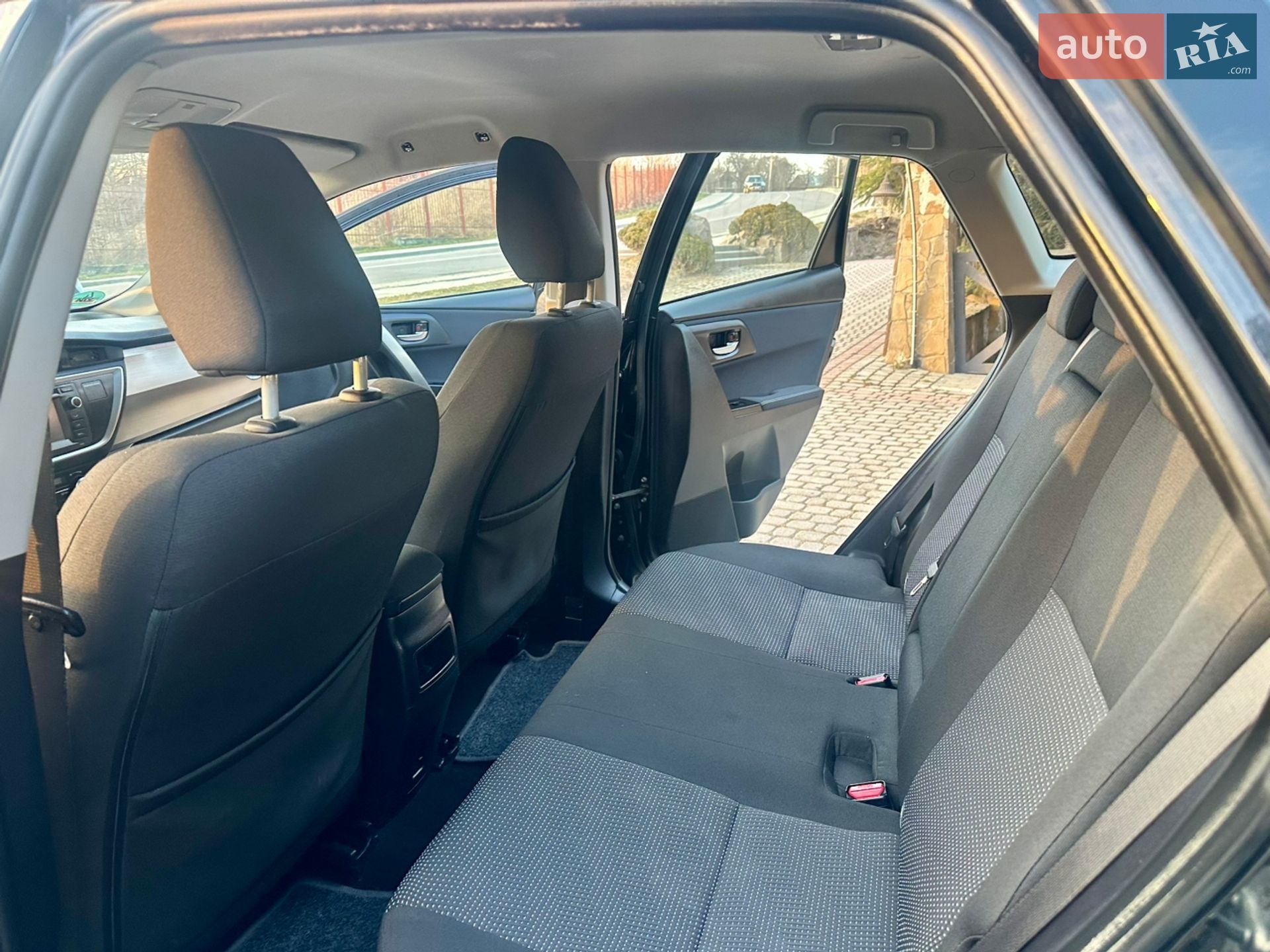 Toyota Auris 2014 VIN SB1KN3JE10E008931 фото оголошення 22 з 35