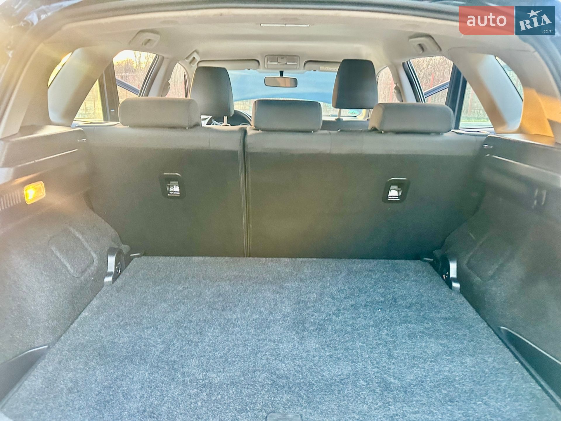Toyota Auris 2014 VIN SB1KN3JE10E008931 фото оголошення 24 з 35