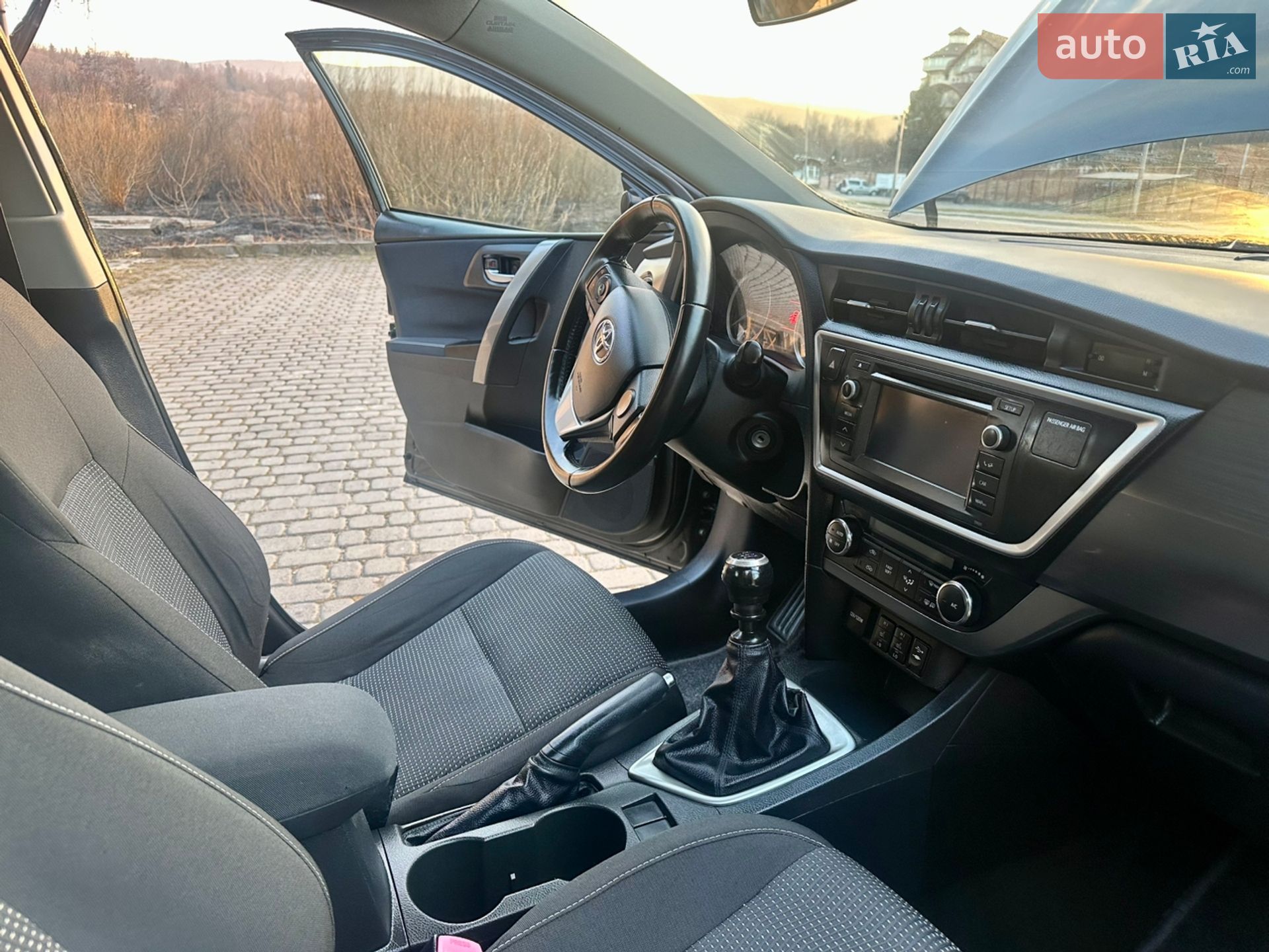 Toyota Auris 2014 VIN SB1KN3JE10E008931 фото оголошення 20 з 35