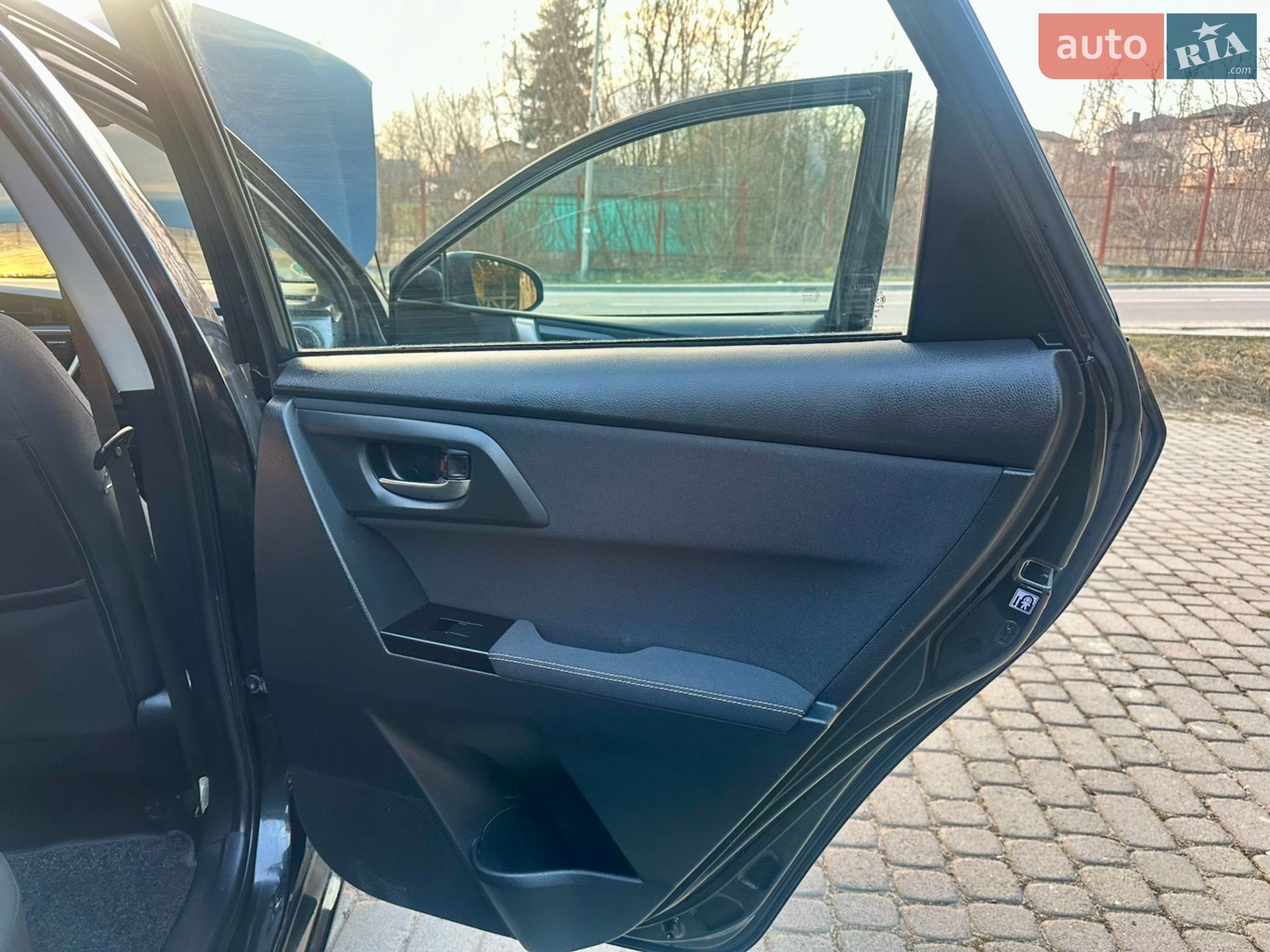 Toyota Auris 2014 VIN SB1KN3JE10E008931 фото оголошення 21 з 35
