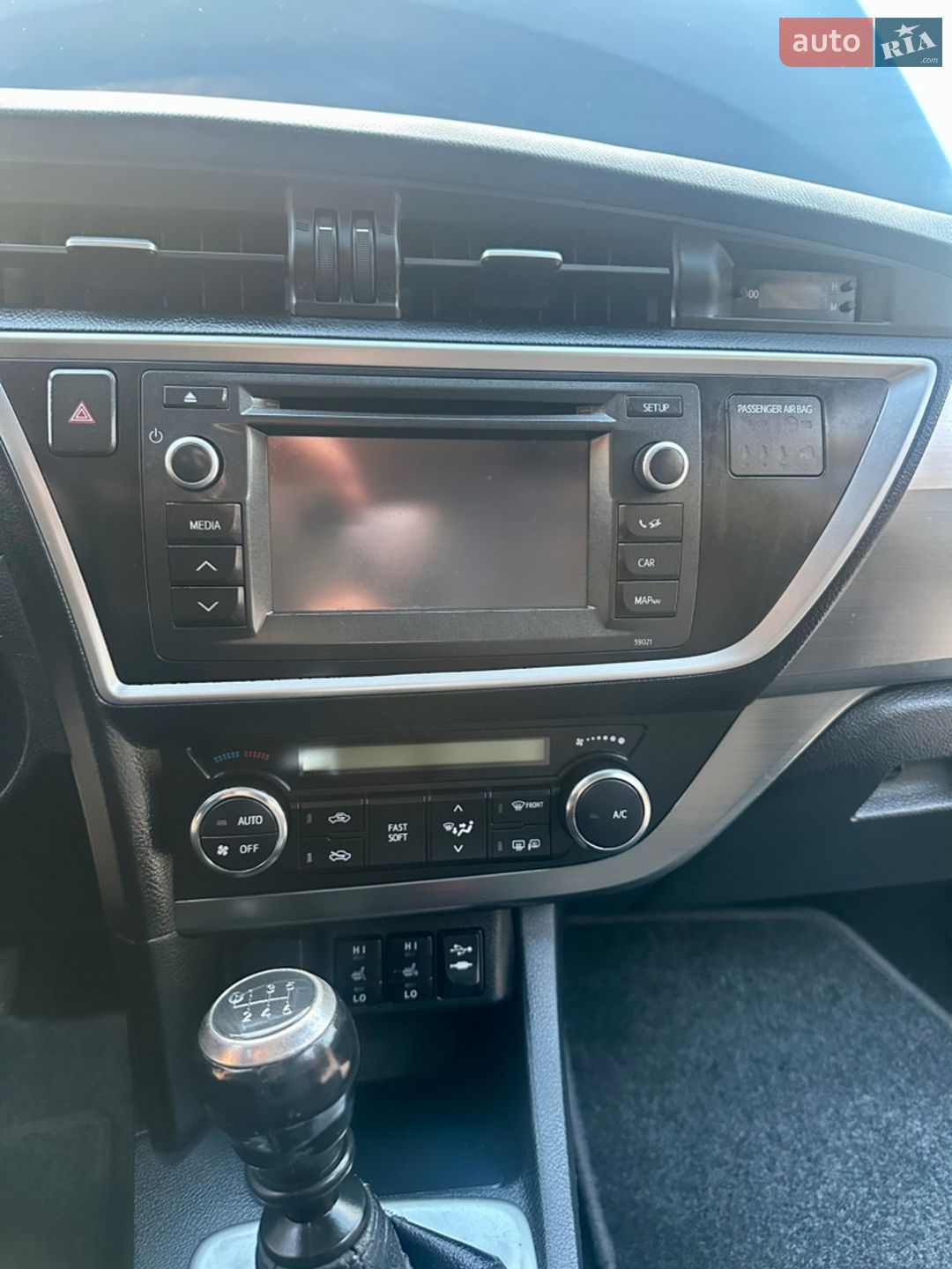 Toyota Auris 2014 VIN SB1KN3JE10E008931 фото оголошення 31 з 35