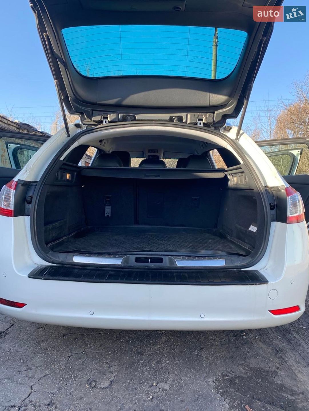 Peugeot 508 2016 VIN VF38EBHZTGL027392 фото оголошення 15 з 15