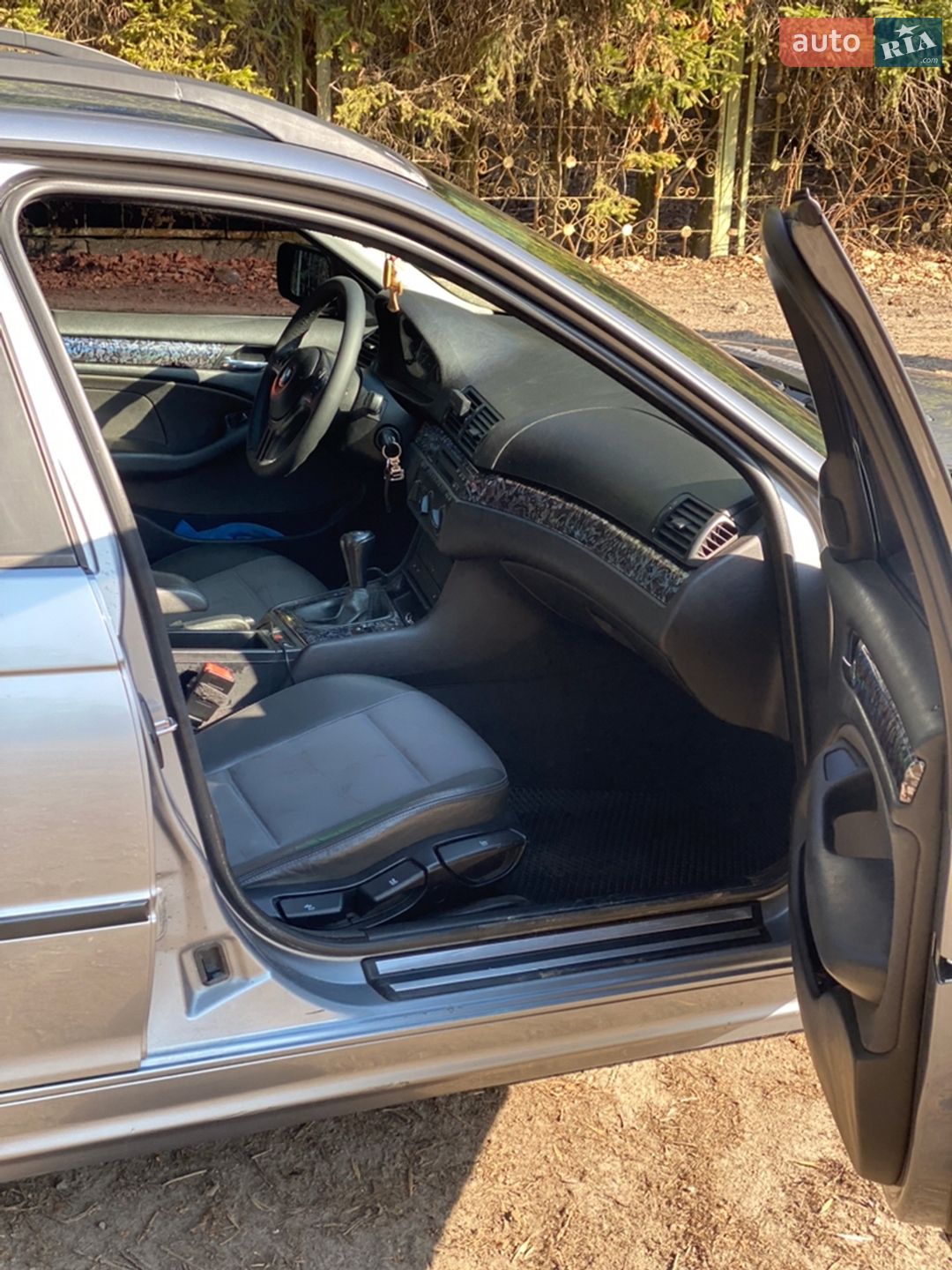 BMW 3 Series 2003 VIN WBAAX31060PG29432 фото оголошення 9 з 18