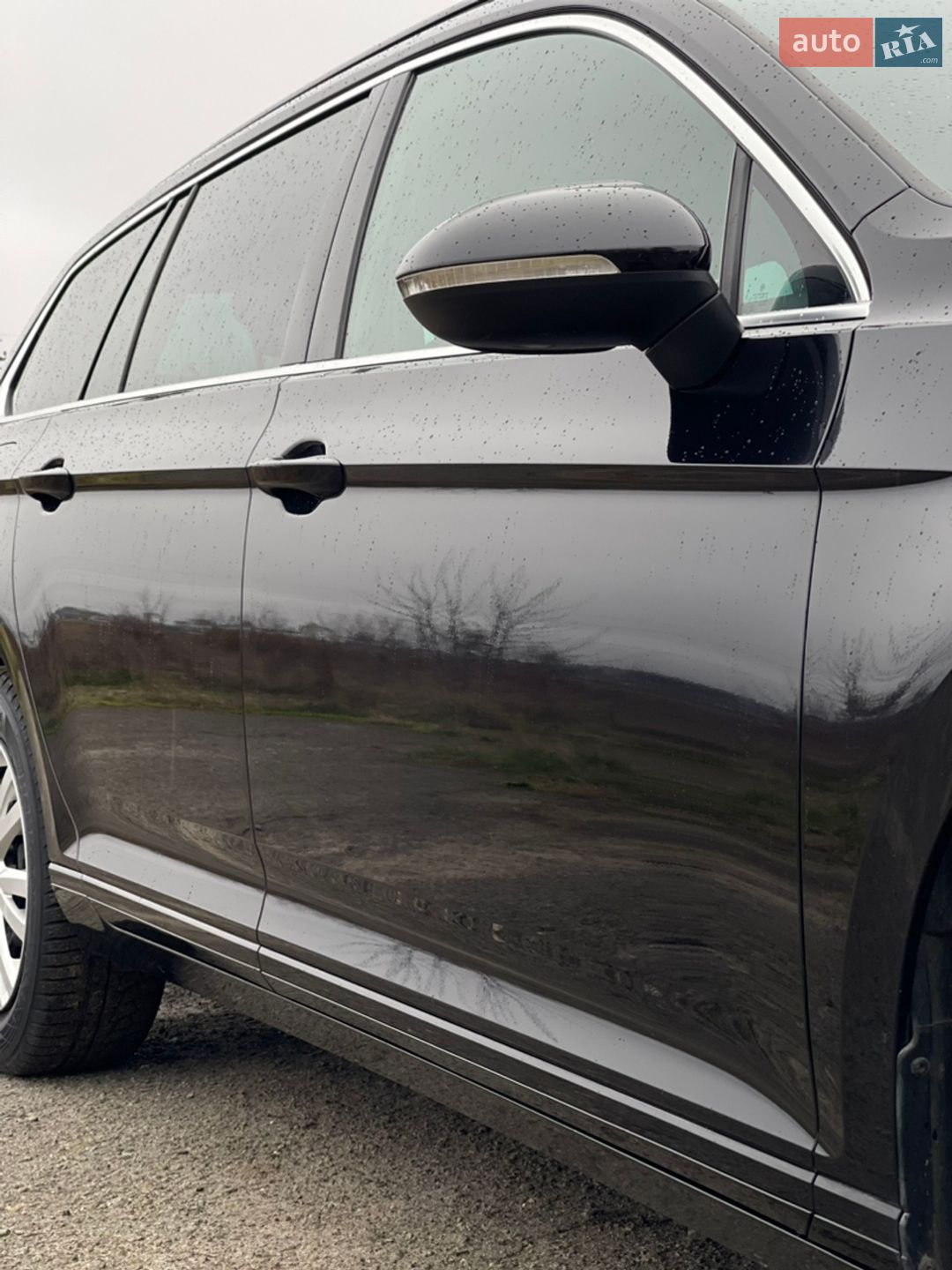Volkswagen Passat 2019 VIN WVWZZZ3CZKE040526 фото оголошення 8 з 137