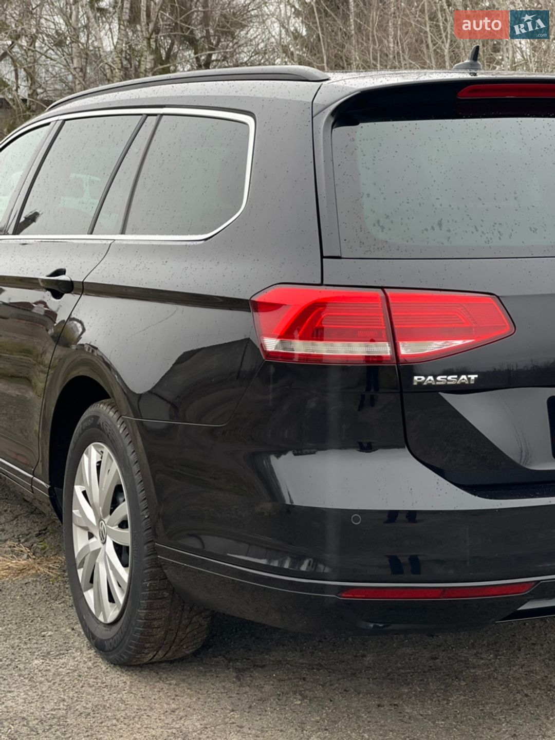 Volkswagen Passat 2019 VIN WVWZZZ3CZKE040526 фото оголошення 10 з 137