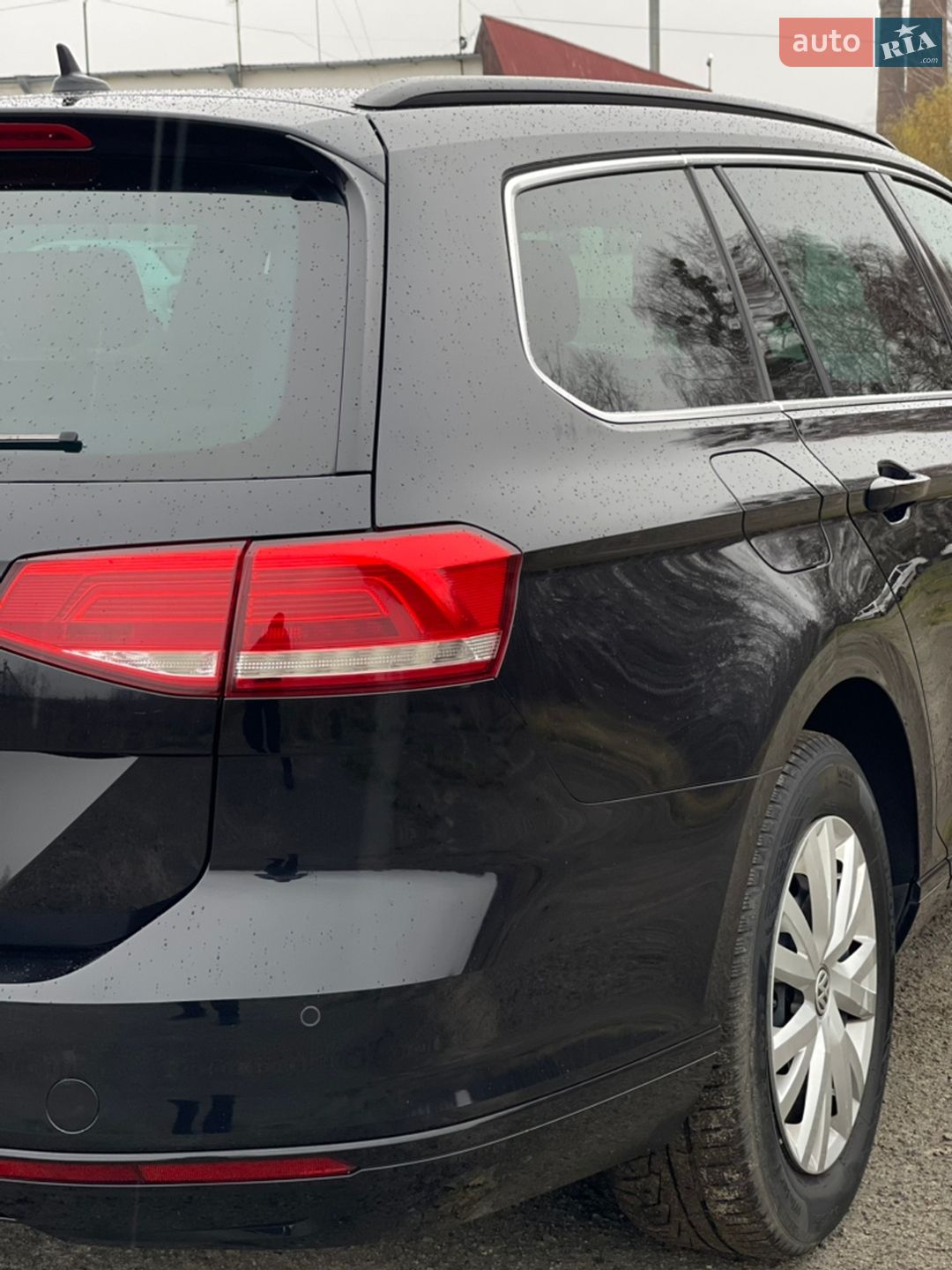 Volkswagen Passat 2019 VIN WVWZZZ3CZKE040526 фото оголошення 11 з 137