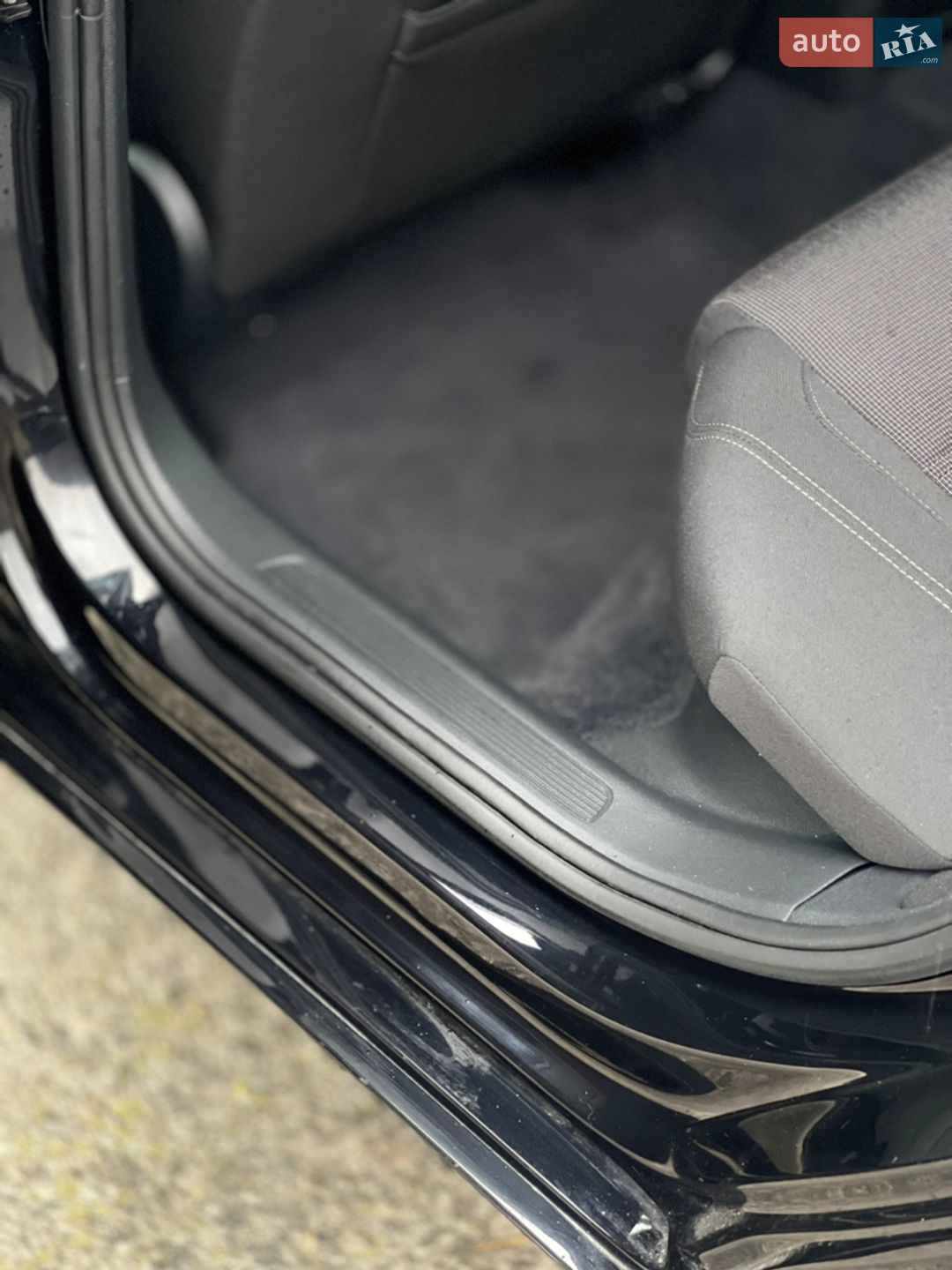 Volkswagen Passat 2019 VIN WVWZZZ3CZKE040526 фото оголошення 23 з 137