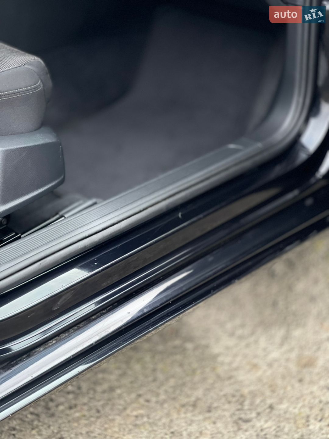 Volkswagen Passat 2019 VIN WVWZZZ3CZKE040526 фото оголошення 26 з 137