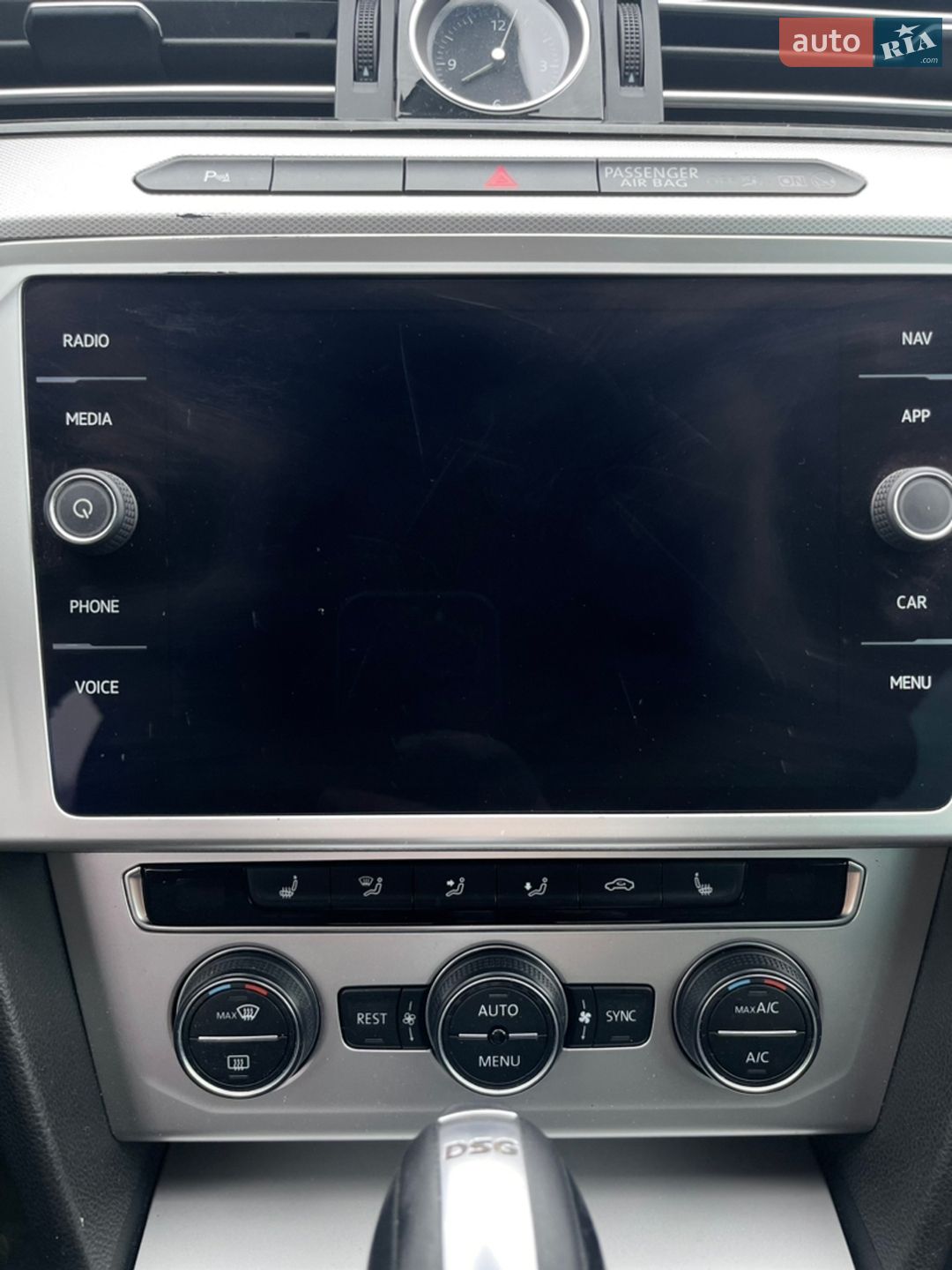 Volkswagen Passat 2019 VIN WVWZZZ3CZKE040526 фото оголошення 47 з 137