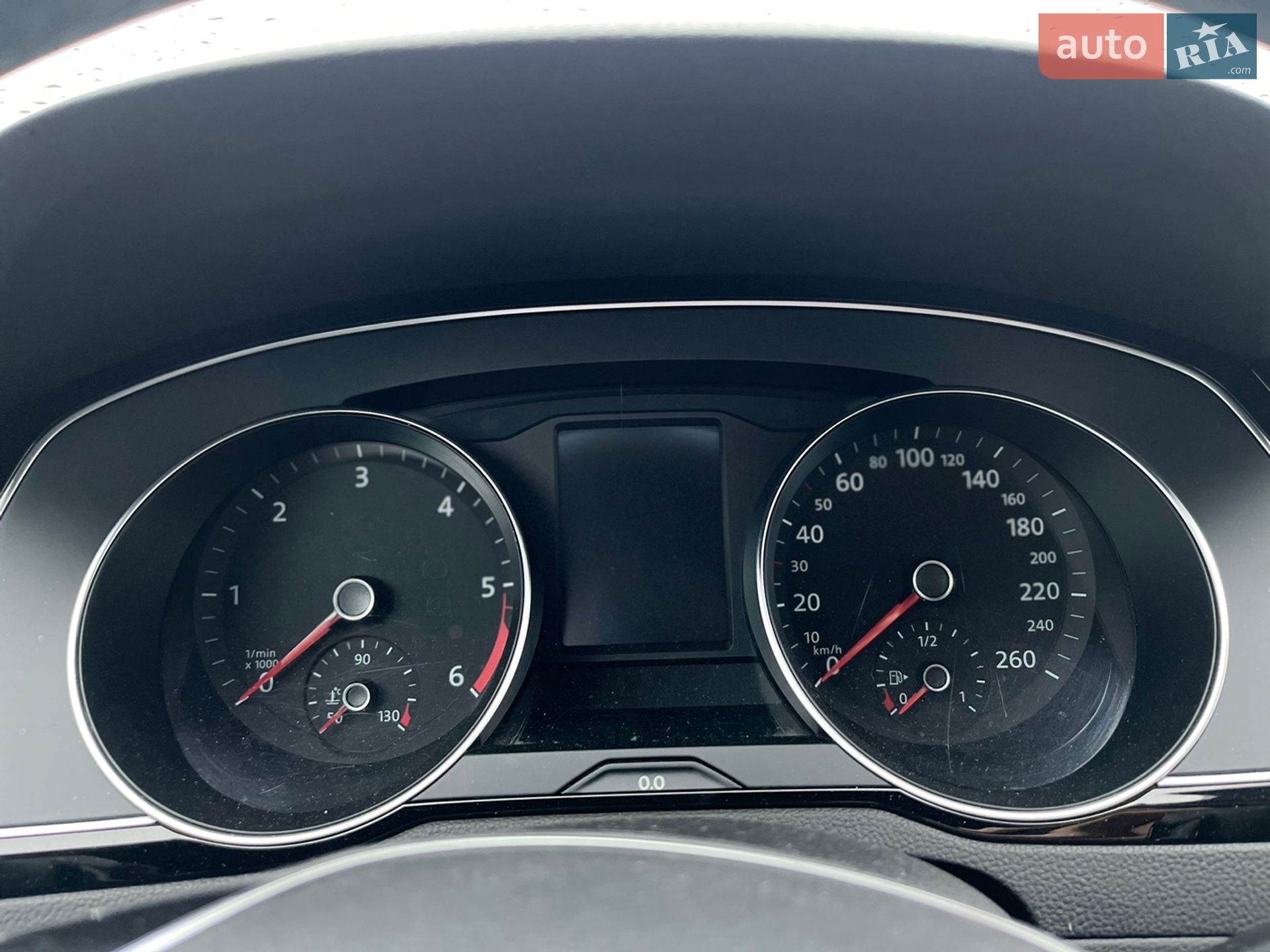 Volkswagen Passat 2019 VIN WVWZZZ3CZKE040526 фото оголошення 52 з 137