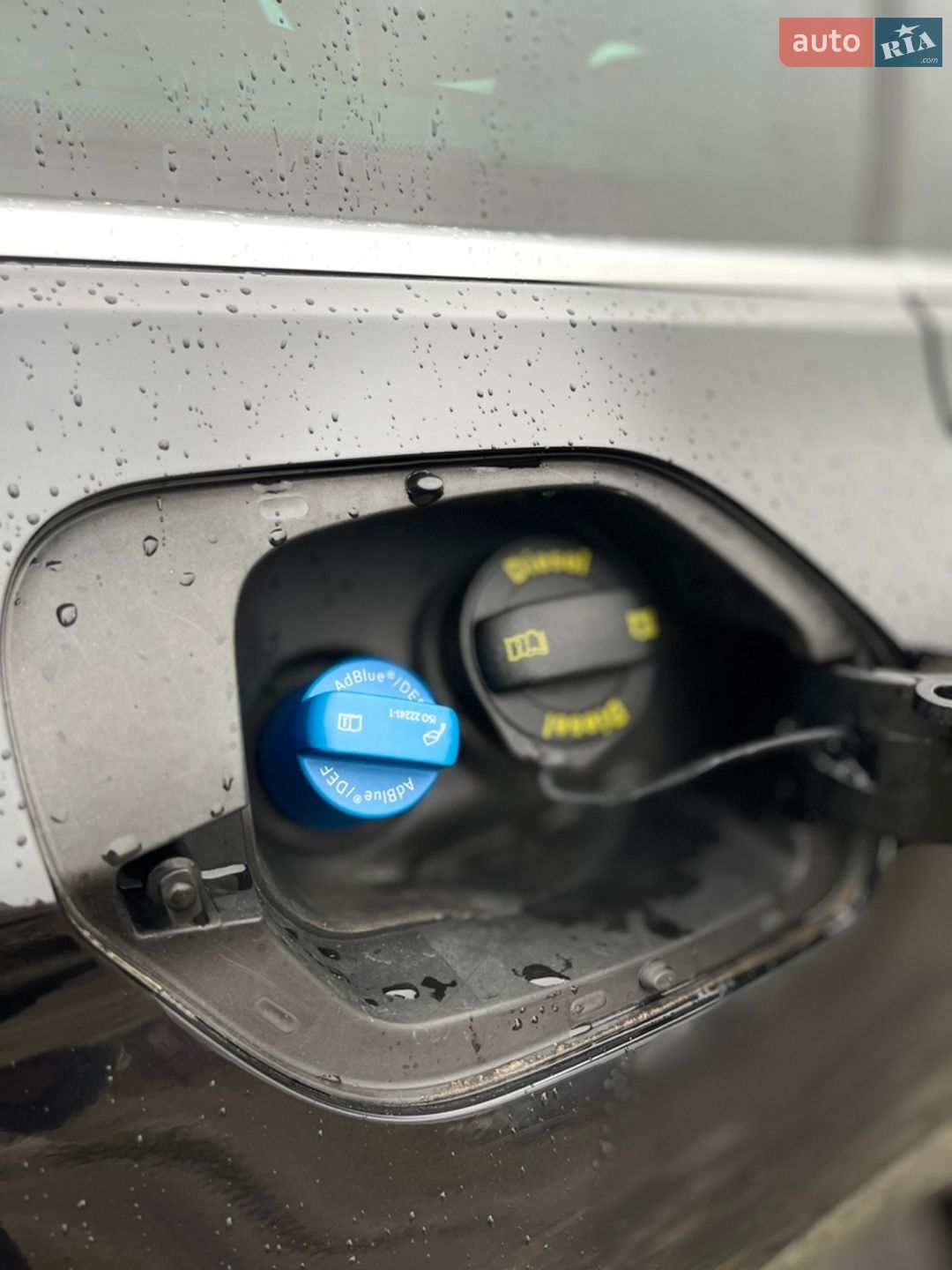 Volkswagen Passat 2019 VIN WVWZZZ3CZKE040526 фото оголошення 84 з 137