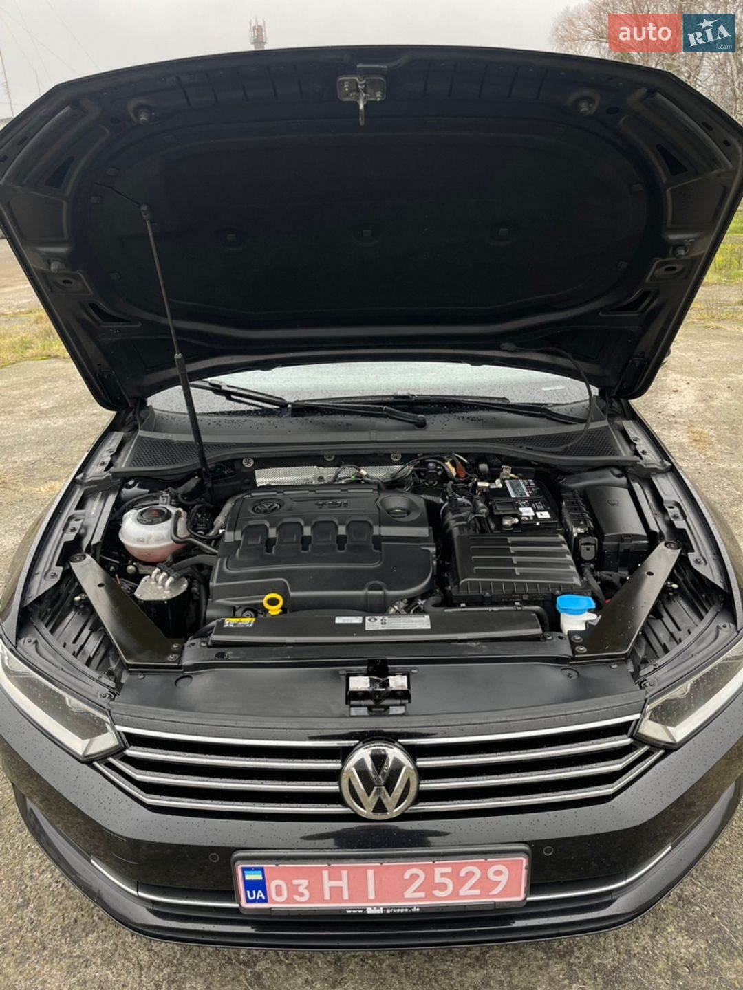 Volkswagen Passat 2019 VIN WVWZZZ3CZKE040526 фото оголошення 88 з 137