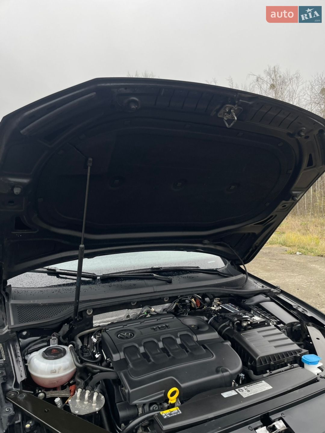 Volkswagen Passat 2019 VIN WVWZZZ3CZKE040526 фото оголошення 94 з 137