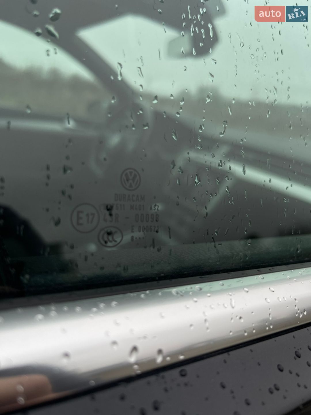 Volkswagen Passat 2019 VIN WVWZZZ3CZKE040526 фото оголошення 100 з 137