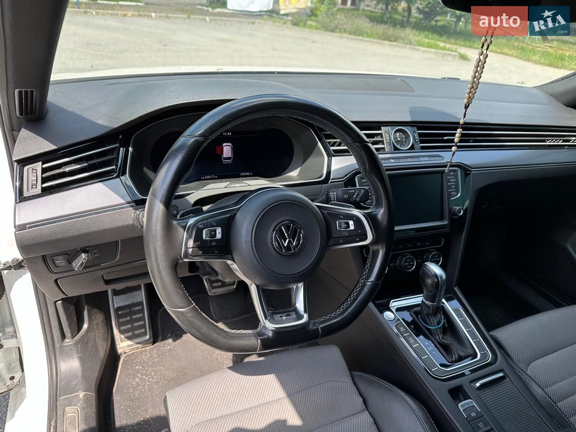 Volkswagen Passat 2017 VIN WVWZZZ3CZHE201002 фото оголошення 2 з 19