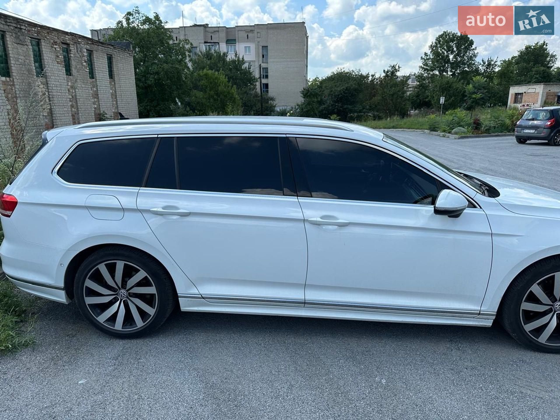Volkswagen Passat 2017 VIN WVWZZZ3CZHE201002 фото оголошення 10 з 19
