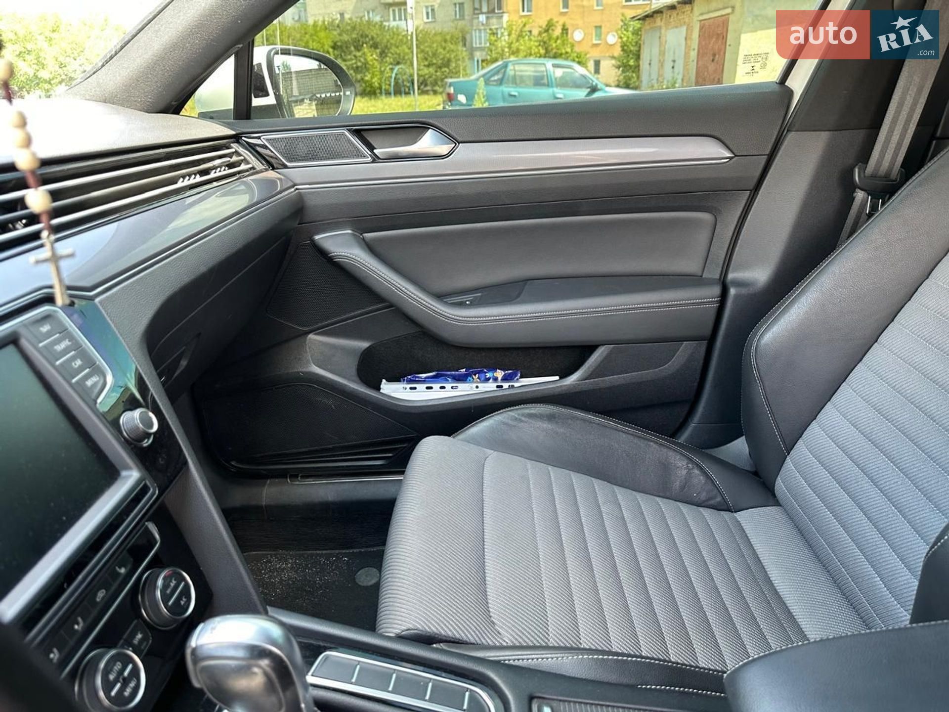 Volkswagen Passat 2017 VIN WVWZZZ3CZHE201002 фото оголошення 11 з 19