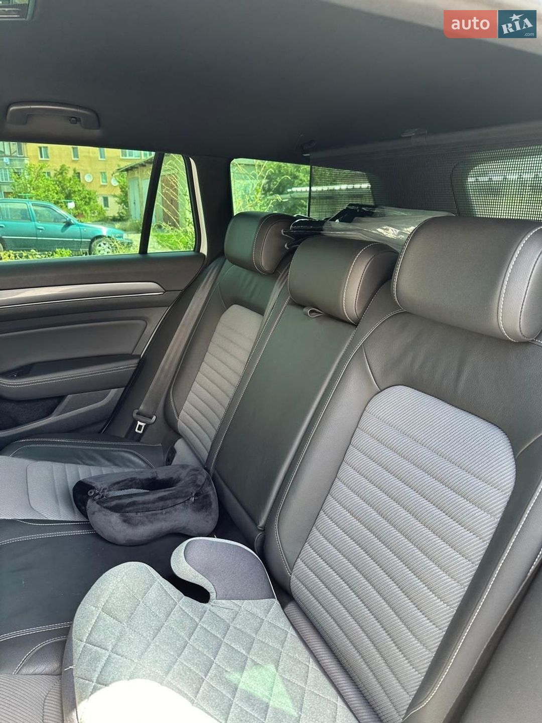 Volkswagen Passat 2017 VIN WVWZZZ3CZHE201002 фото оголошення 14 з 19