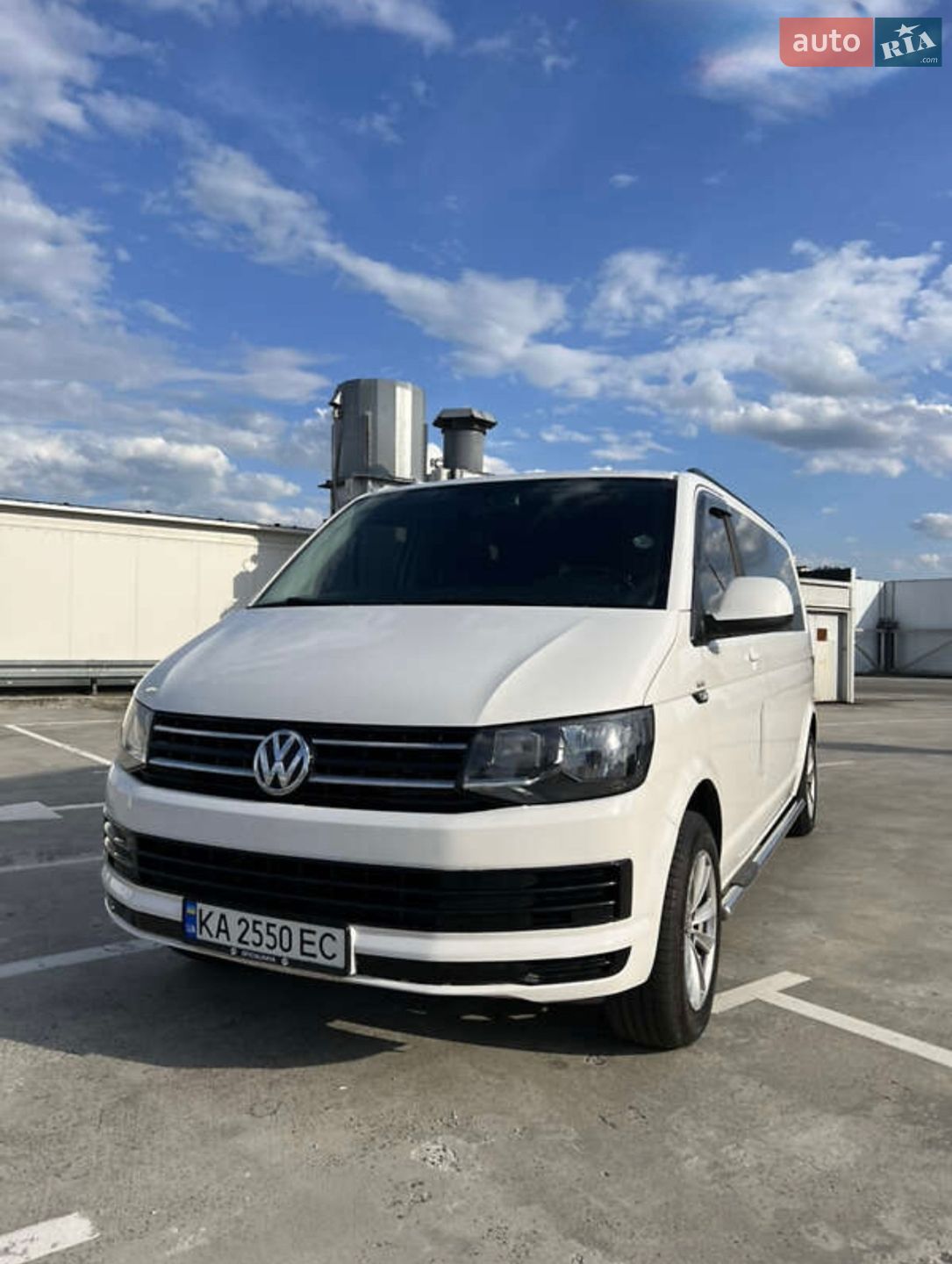 Volkswagen Transporter 2015 VIN WV1ZZZ7HZGH048618 фото оголошення 2 з 23