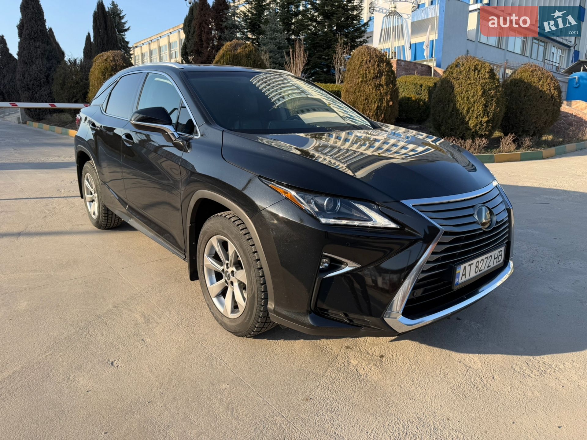 Lexus RX 2019 VIN 2T2BZMCAXKC209471 фото оголошення 2 з 30