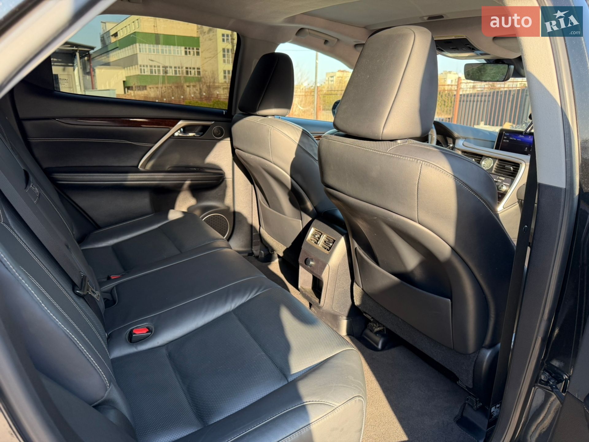 Lexus RX 2019 VIN 2T2BZMCAXKC209471 фото оголошення 17 з 30