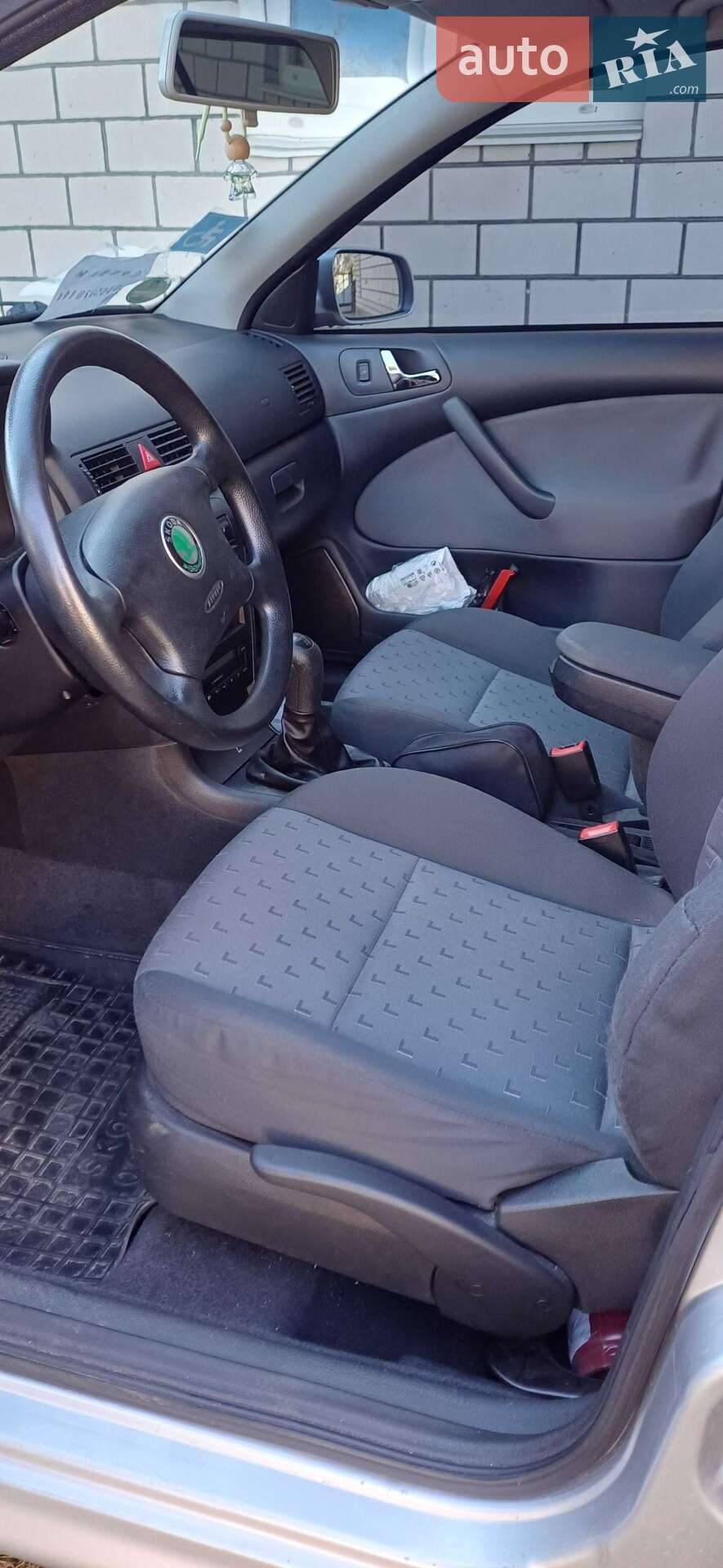Skoda Octavia 2004 VIN TMBHX21U948749723 фото оголошення 5 з 24