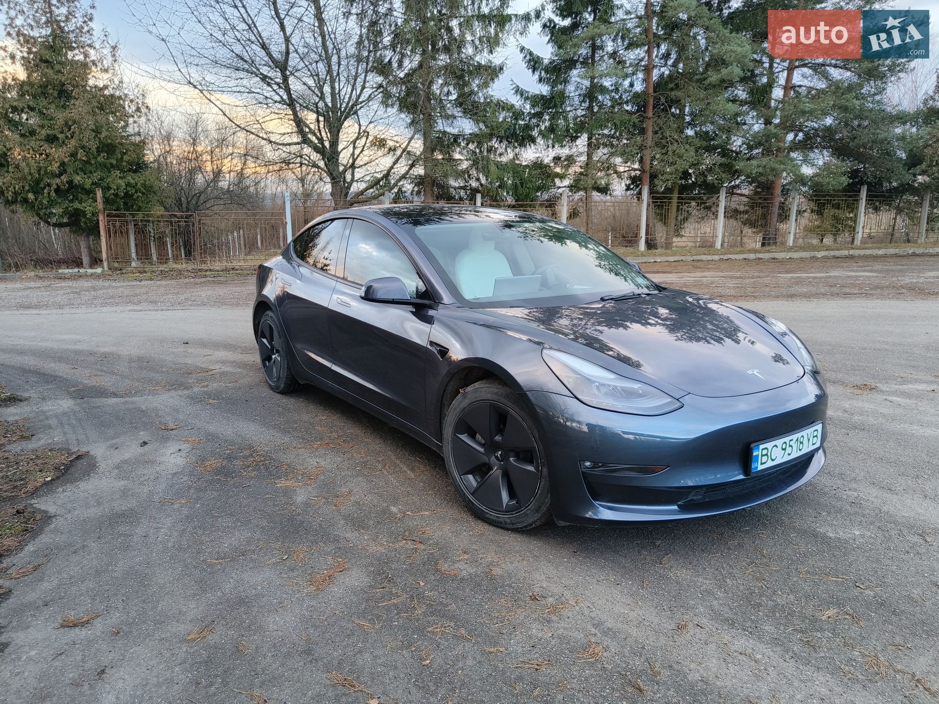 Tesla Model 3 2022 VIN 5YJ3E1EA2PF438259 фото оголошення 18 з 39