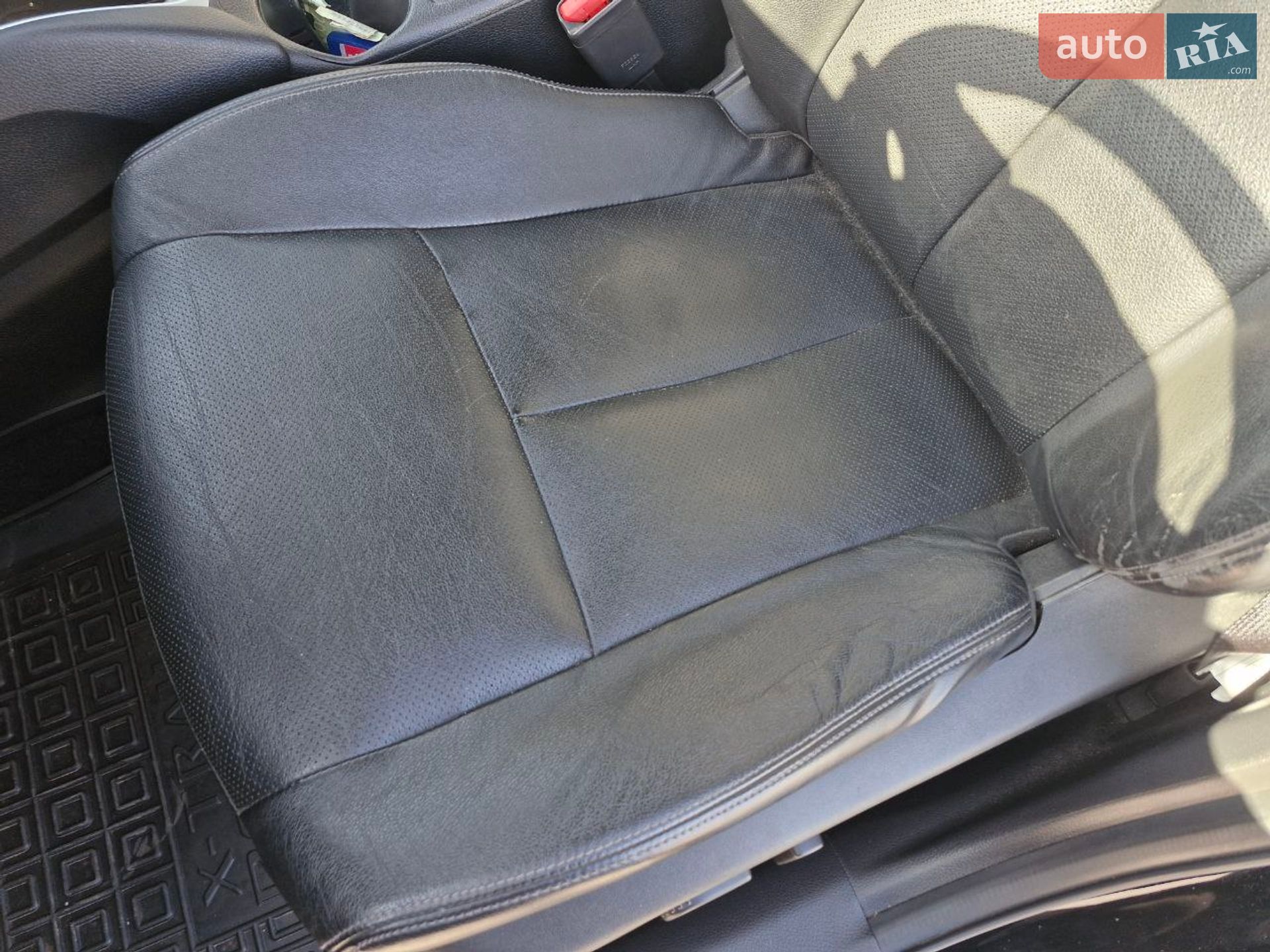 Nissan X-Trail 2016 VIN JN1TCAT32U0027674 фото оголошення 16 з 31